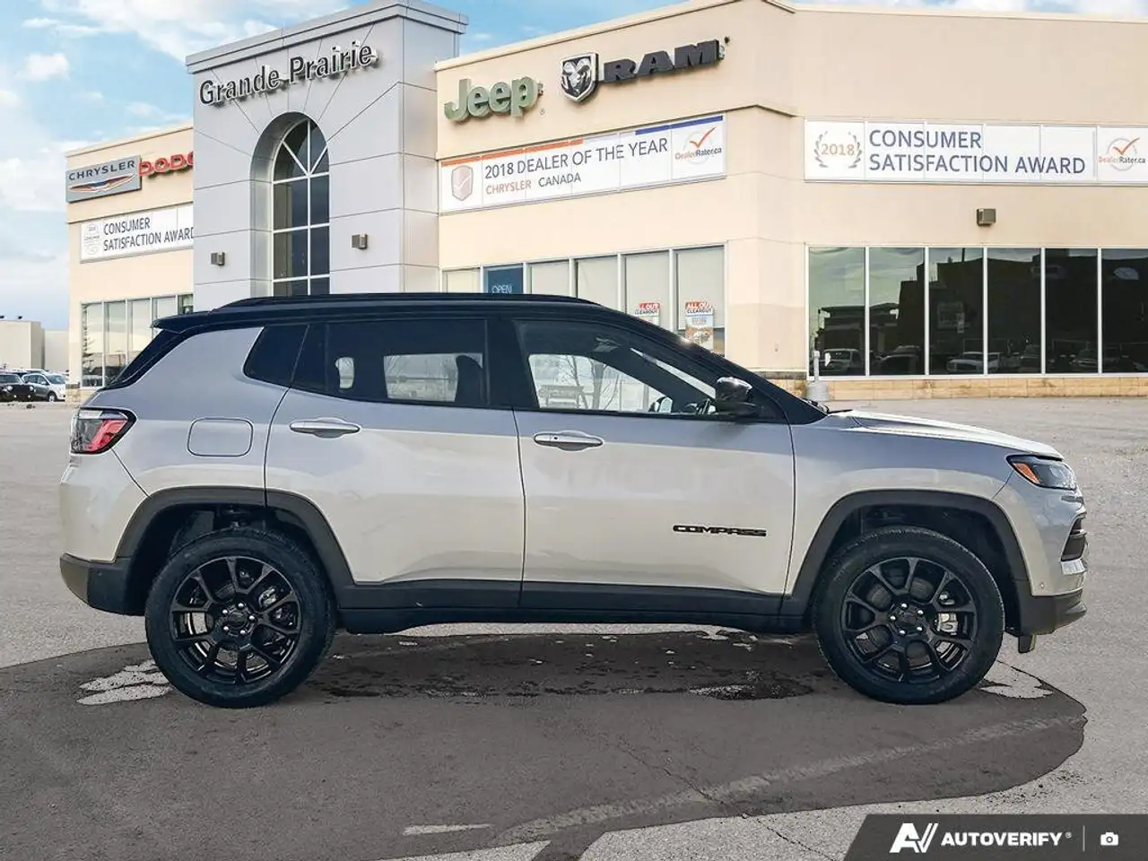 Jeep Compass снимка Jeep Compass