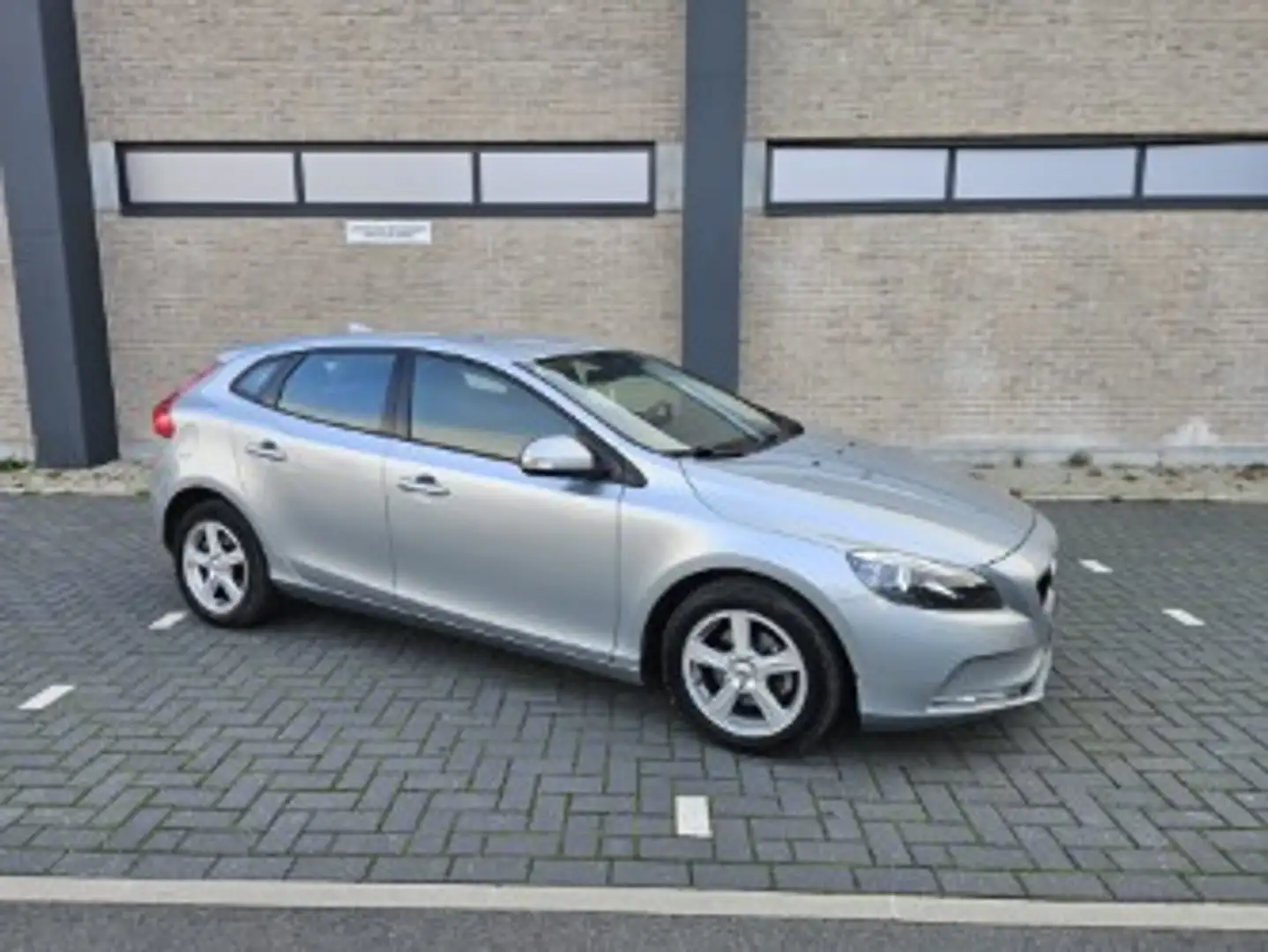 Volvo V40 V40 1.9 Turbo - D Zilver - 1