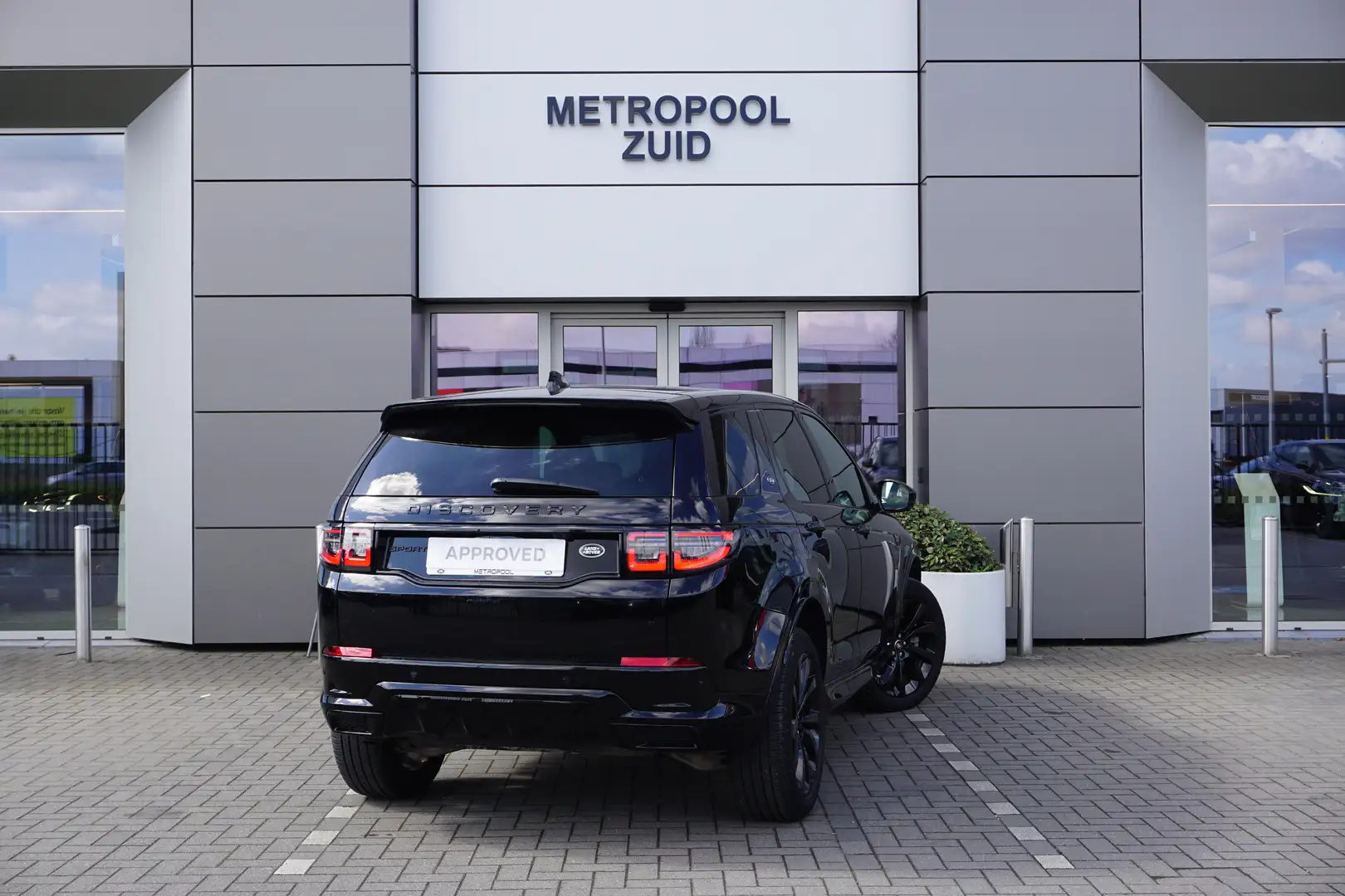Land Rover Discovery Sport Sport Černá - 2