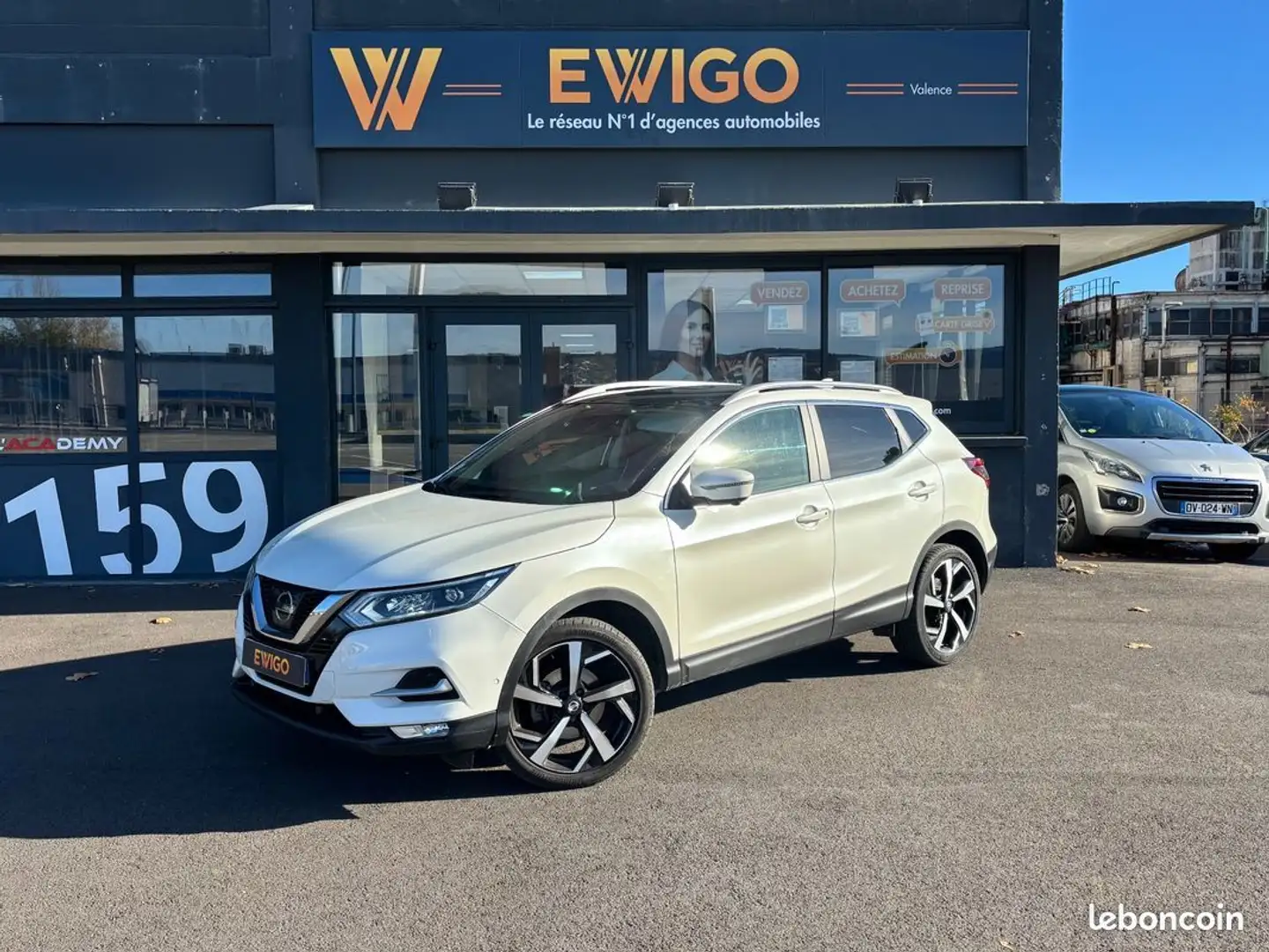 Nissan Qashqai+2 phase 2 1.2i 115ch turbo dig-t tekna sièges chauffants toit panoramique entretien ok Blanco - 1