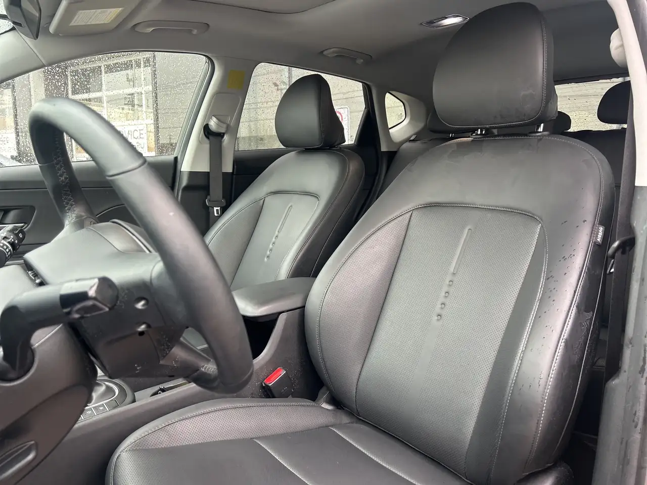 Hyundai KONA снимка Hyundai KONA