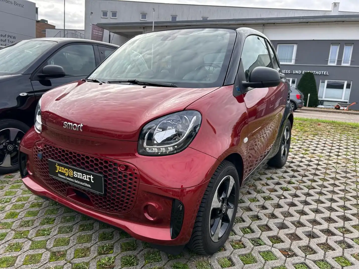 smart forTwo EQ  LM KlimaA PDC Rouge - 1