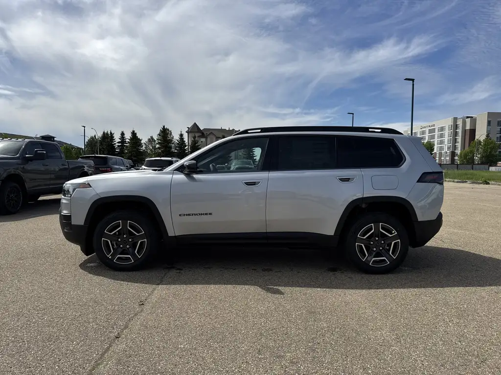 Jeep Cherokee 2026 photo 4