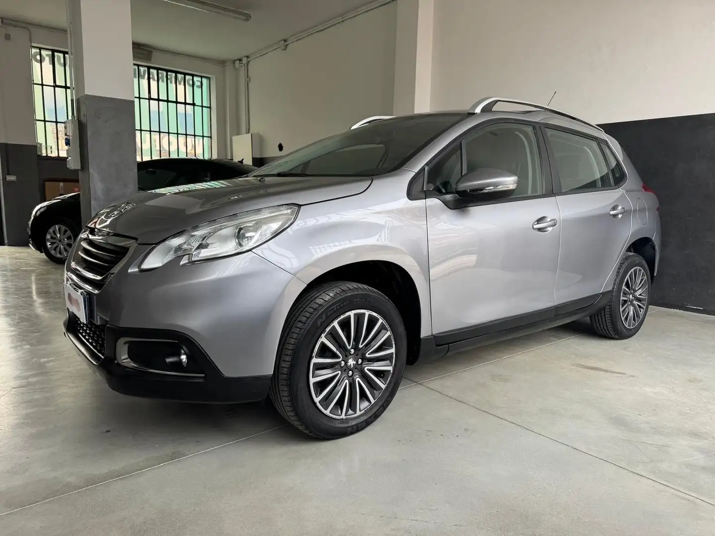 Peugeot 2008 2008 1.2 60 KW 82 CV Allure 82cv "SENZA VINCOLI" Argent - 1