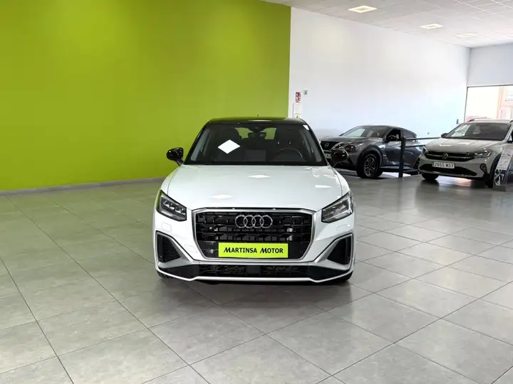 Audi Q2 S line 35 TDI S tronic 2024, foto 2