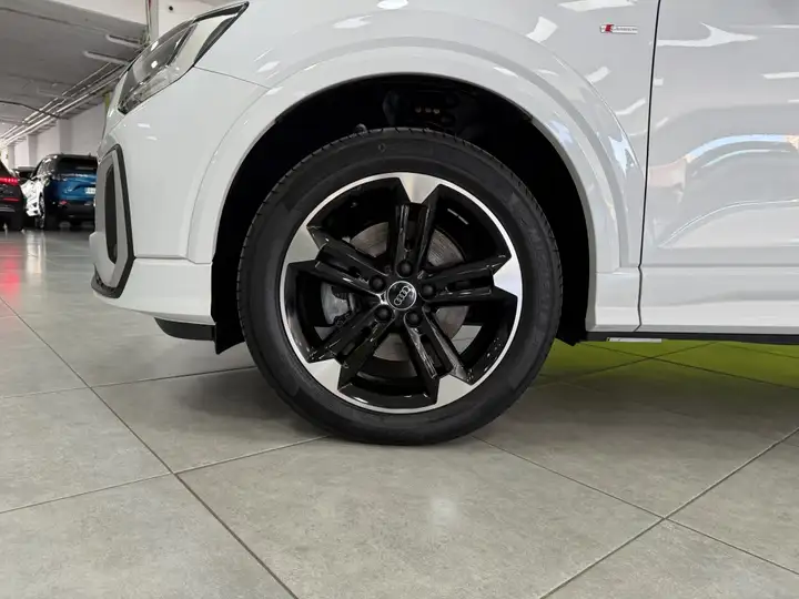 Audi Q2 S line 35 TDI S tronic 2024, foto 34