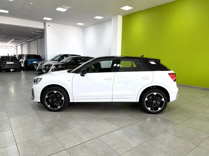 Audi Q2 S line 35 TDI S tronic 2024, foto 8