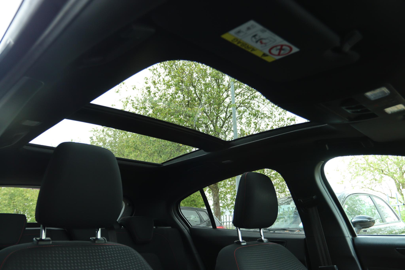 Ford Focus 1.5 ECOBOOST ST-LINE | PANO | CARPLAY | CAMERA | L — photo 5