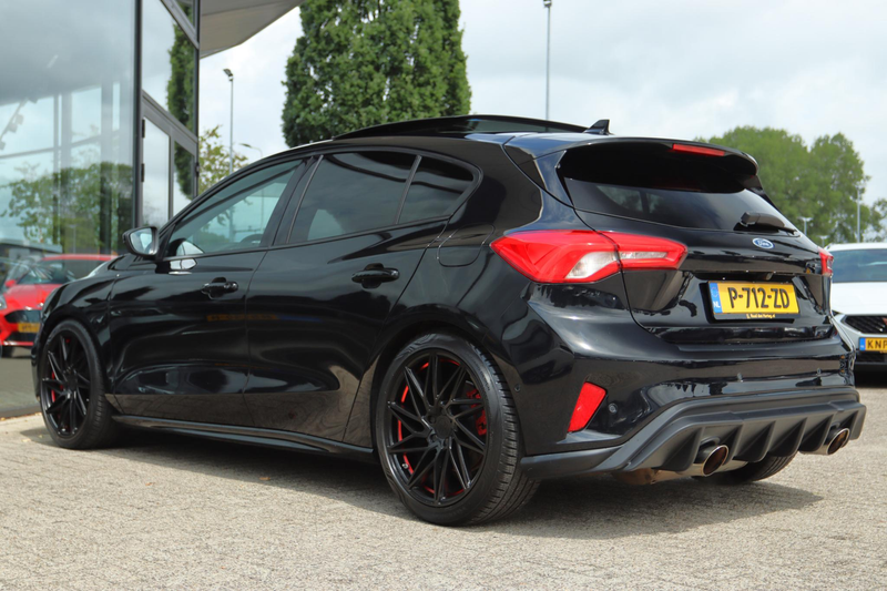 Ford Focus 1.5 ECOBOOST ST-LINE | PANO | CARPLAY | CAMERA | L — photo 14