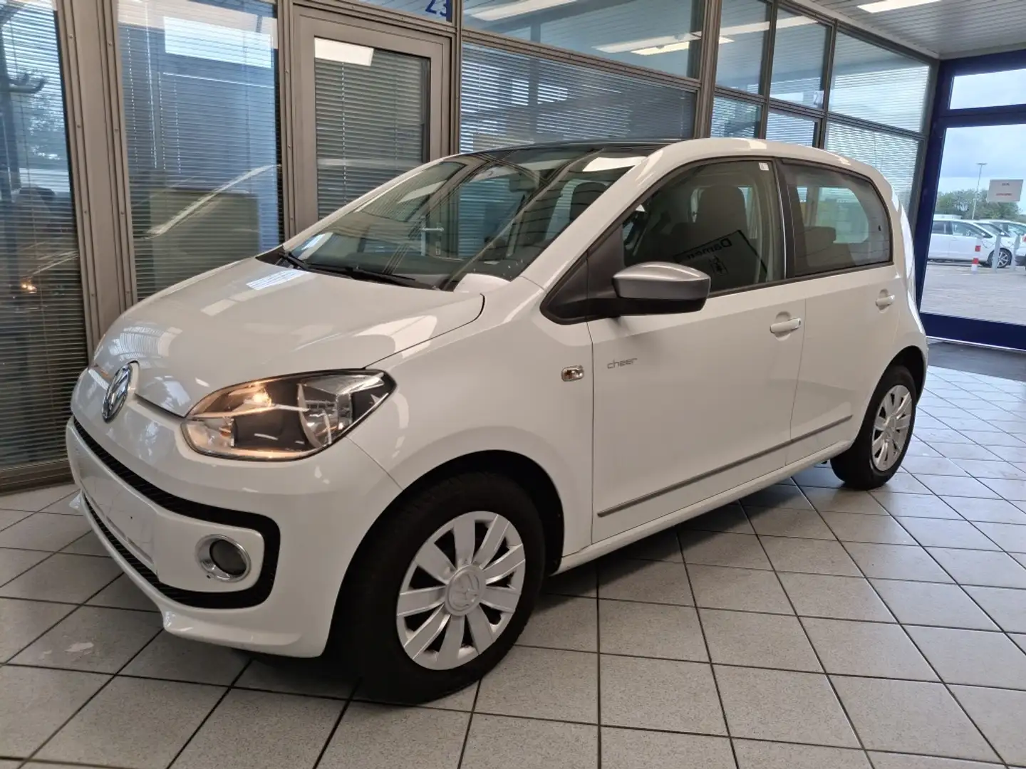 Volkswagen up! Automatik,PDC,Sitzheizung,Allwetter,Pano Blanco - 2