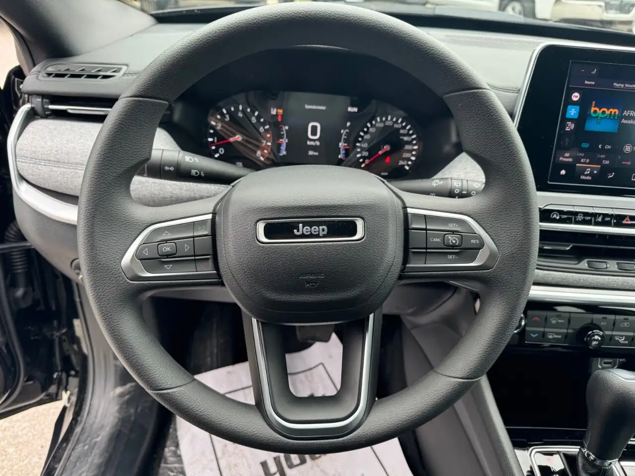 Jeep Compass снимка Jeep Compass