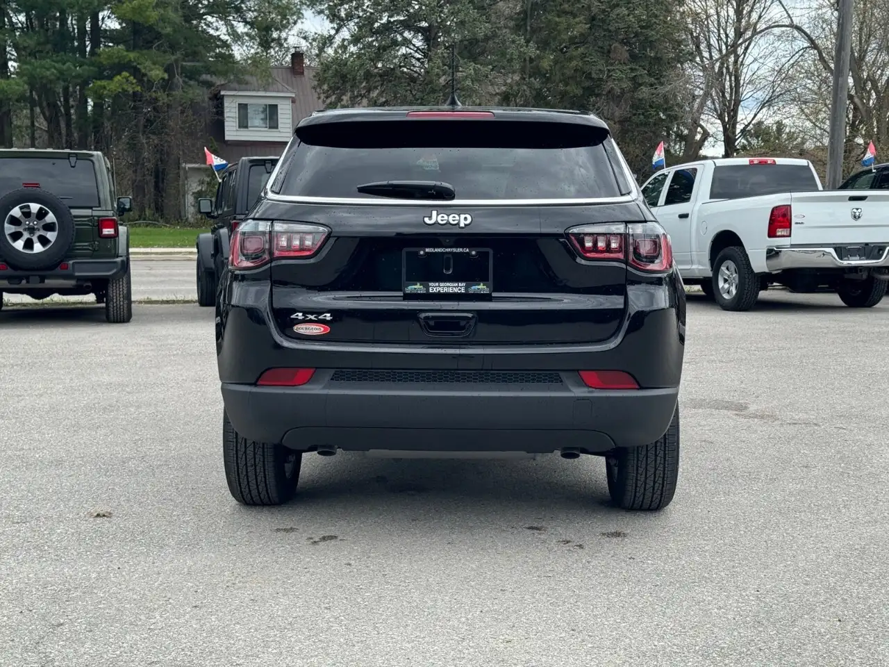 Jeep Compass снимка Jeep Compass