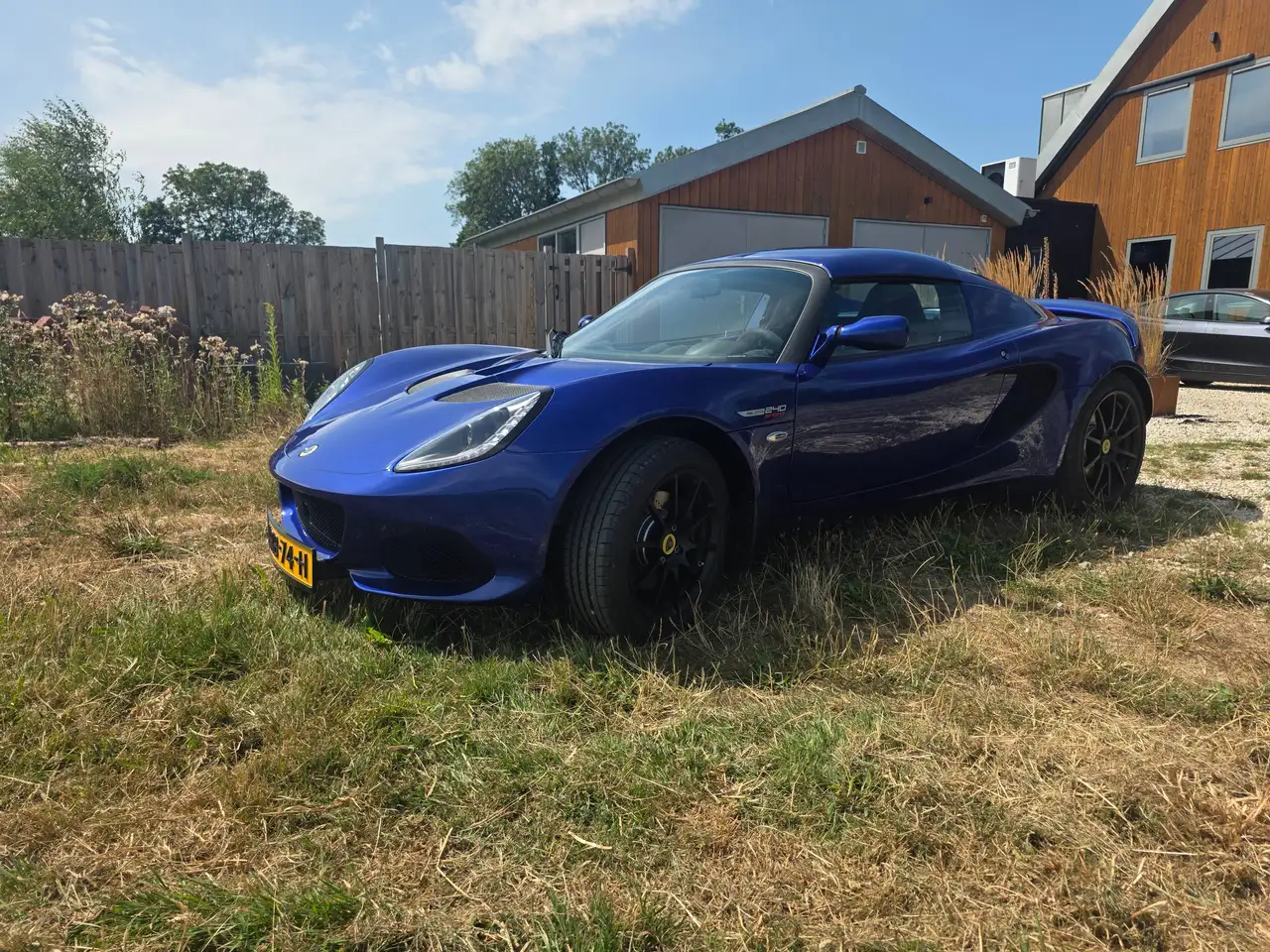 Lotus Elise 2022