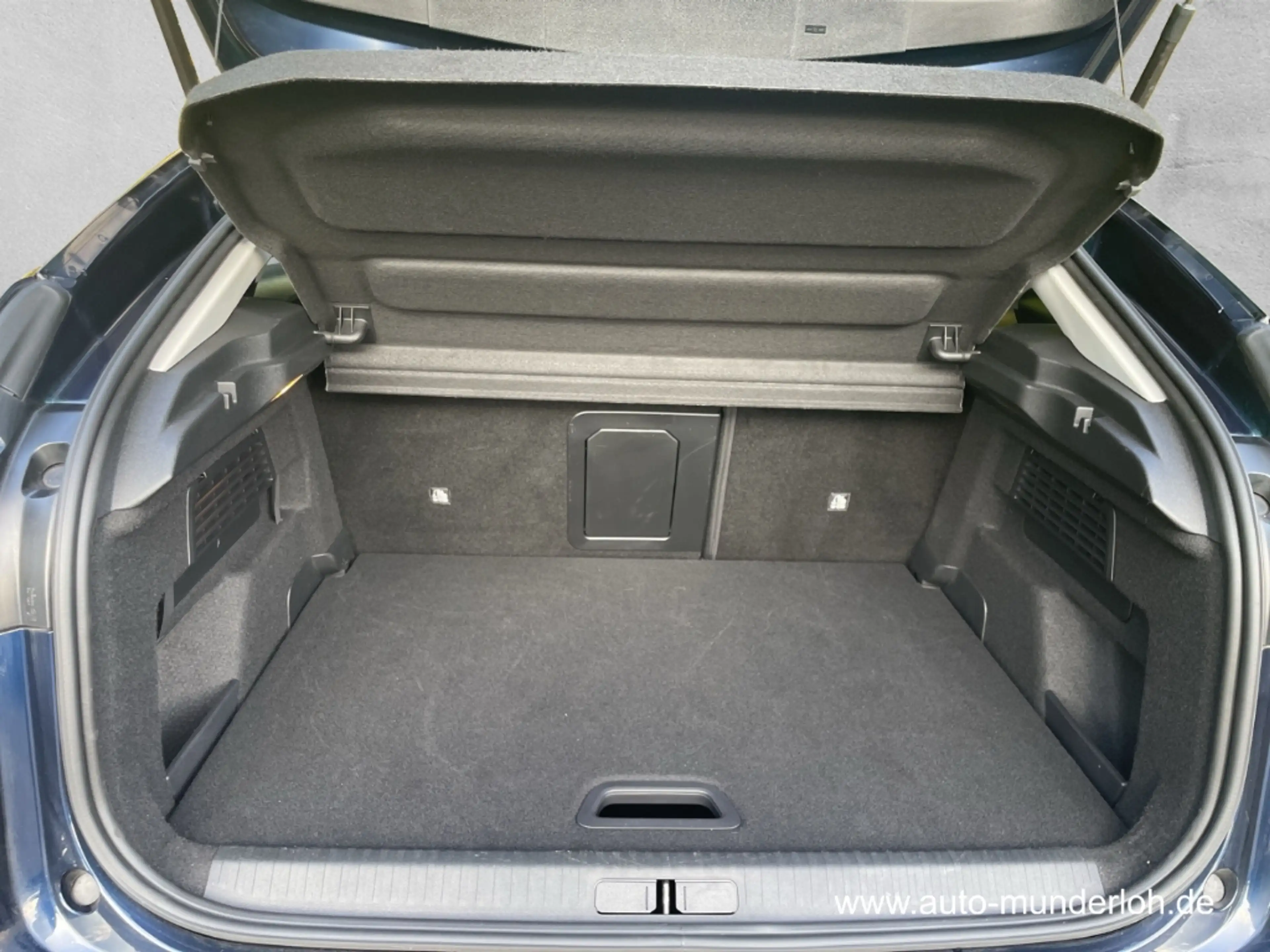 Citroen C4 PureTech 130 EAT8 Max NAVI KLIMAAUTOM. TECHNOPAKE — photo 6