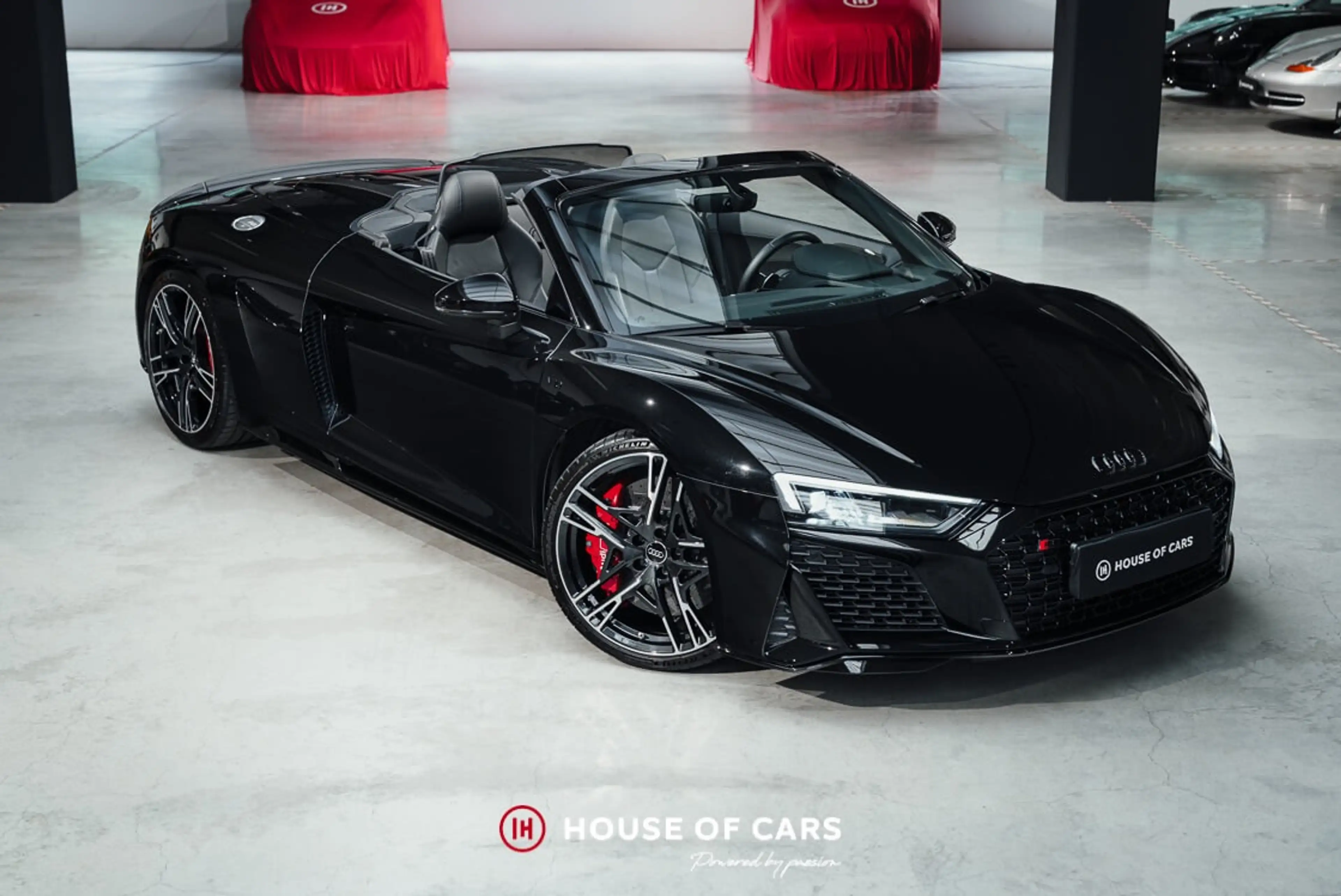 Audi R8 II SPYDER 5.2 V10 PERF QUATTRO JUST SERVICED — photo 4
