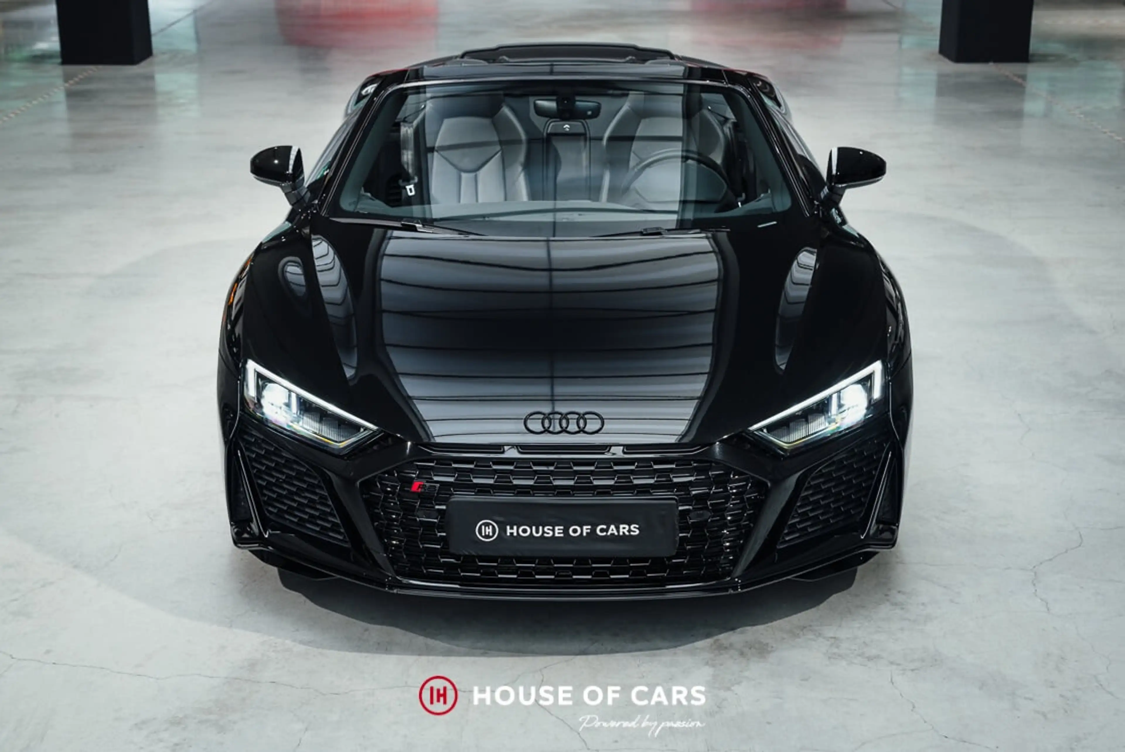 Audi R8 II SPYDER 5.2 V10 PERF QUATTRO JUST SERVICED — photo 3