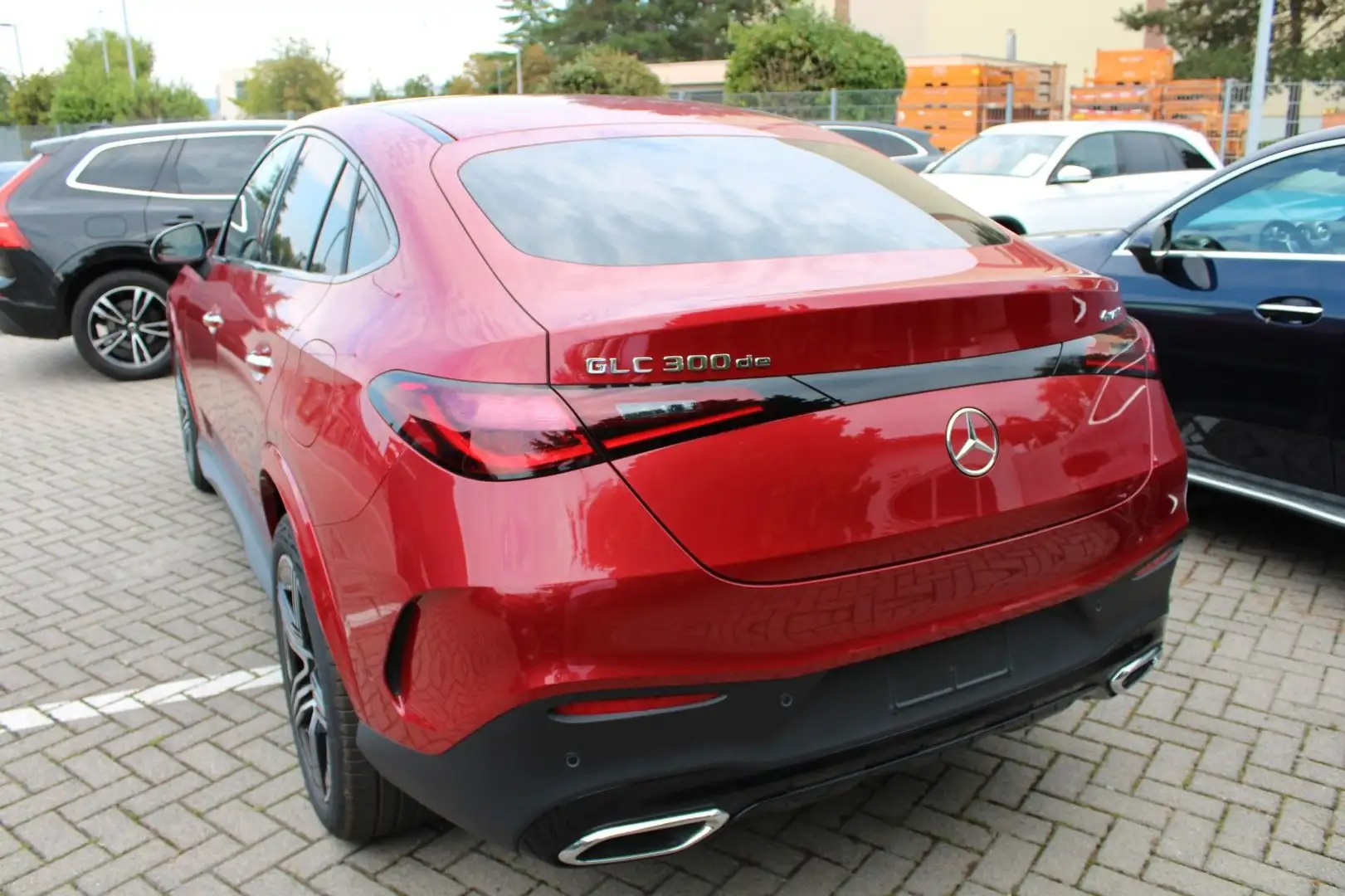 Mercedes-Benz GLC 300 de Coupe 4M*AMG*Headup*Burmes*Night*Pano Rouge - 2