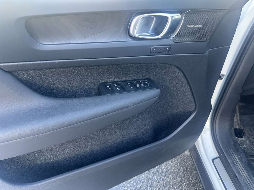 2023 Volvo Unspecified Ultime awd 359 km autonomie thumb 8