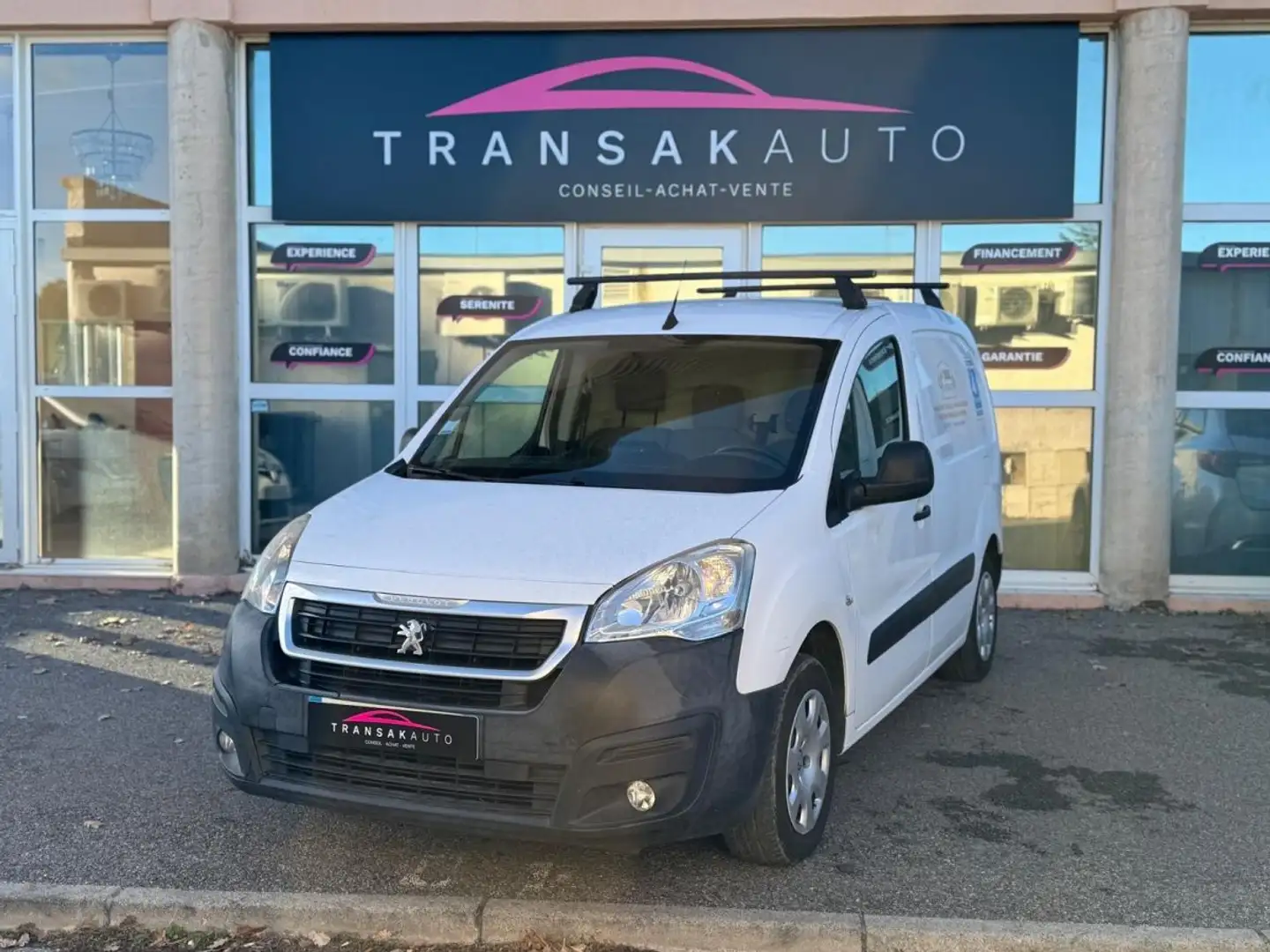 Peugeot Partner FOURGON 121 L2 1.6 BLUEHDI 100 BVM5 PACK CLIM / TVA RECUPERABLE Blanc - 1