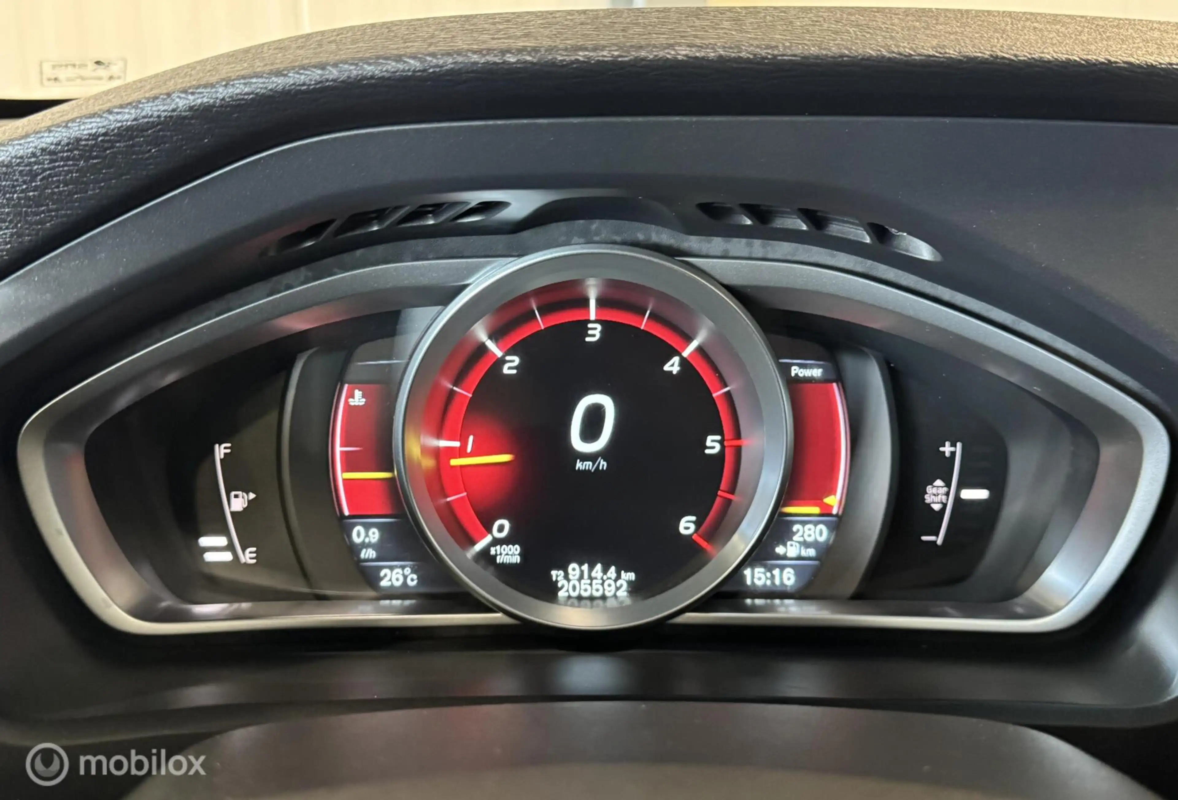 Volvo V40 2.0 D4 Momentum Business [ NAP climate navi ] — photo 17