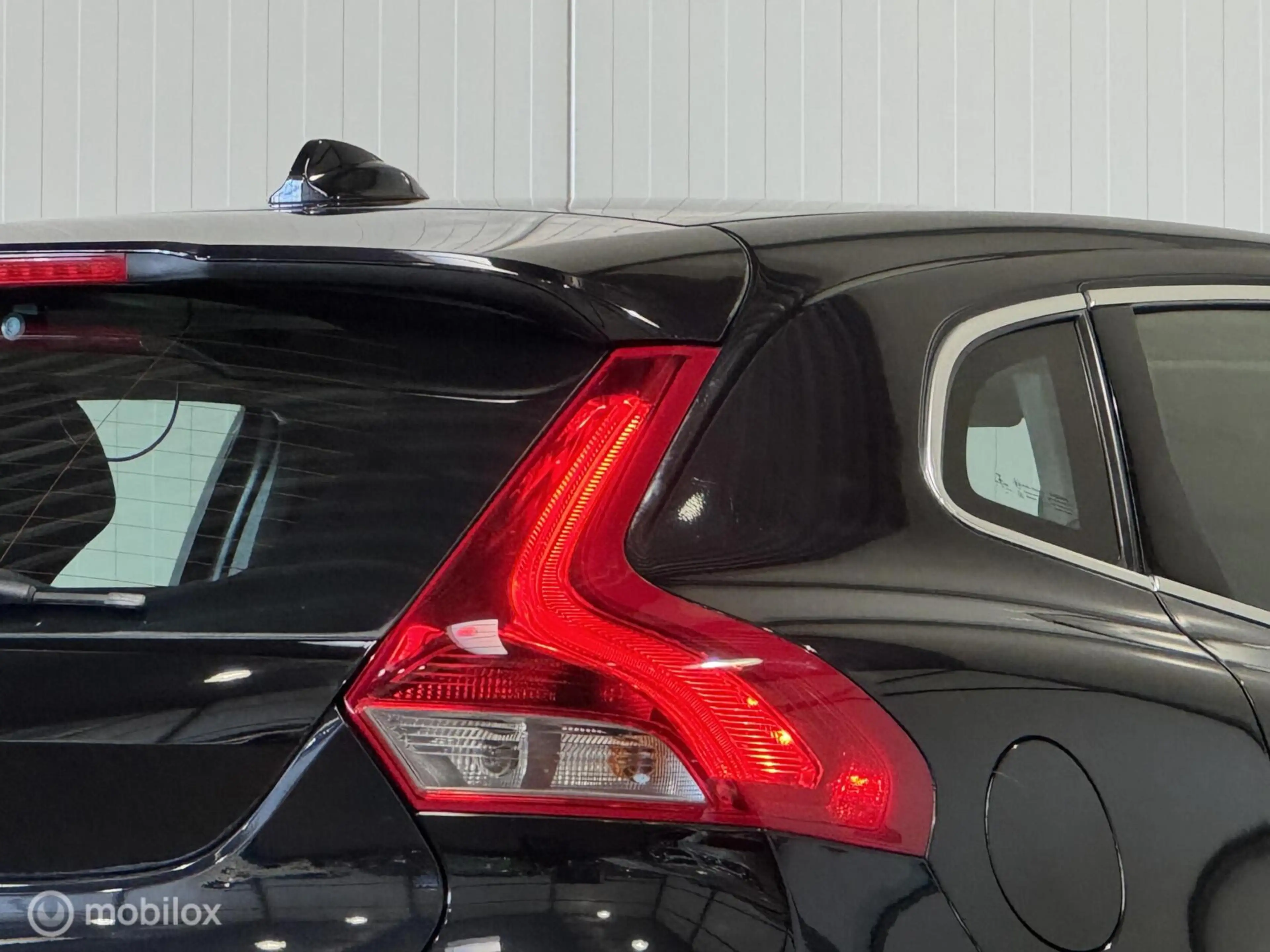 Volvo V40 2.0 D4 Momentum Business [ NAP climate navi ] — photo 26