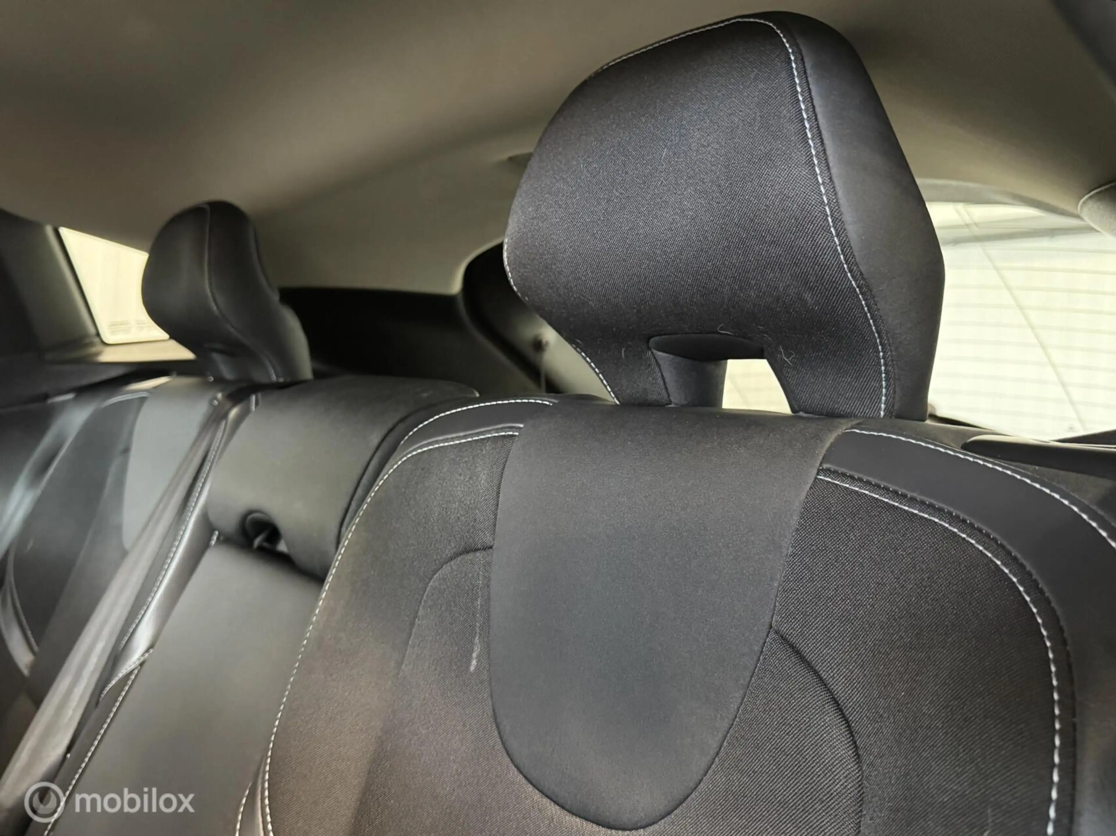 Volvo V40 2.0 D4 Momentum Business [ NAP climate navi ] — photo 11
