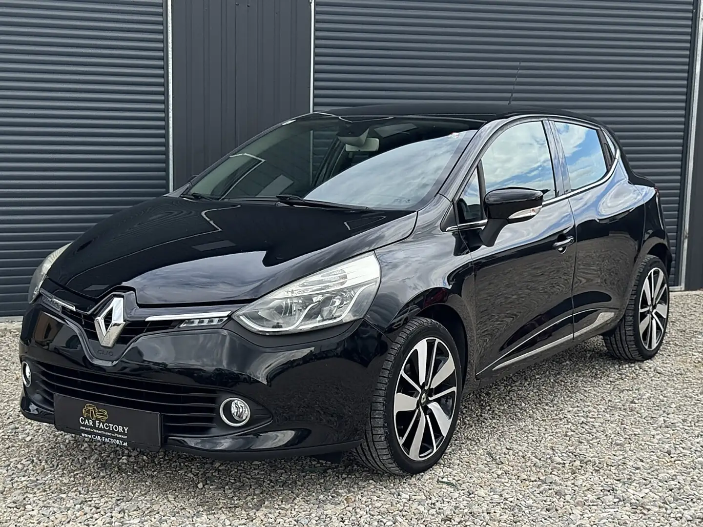 Renault Clio Dynamique Energy TCe 90 Schwarz - 1