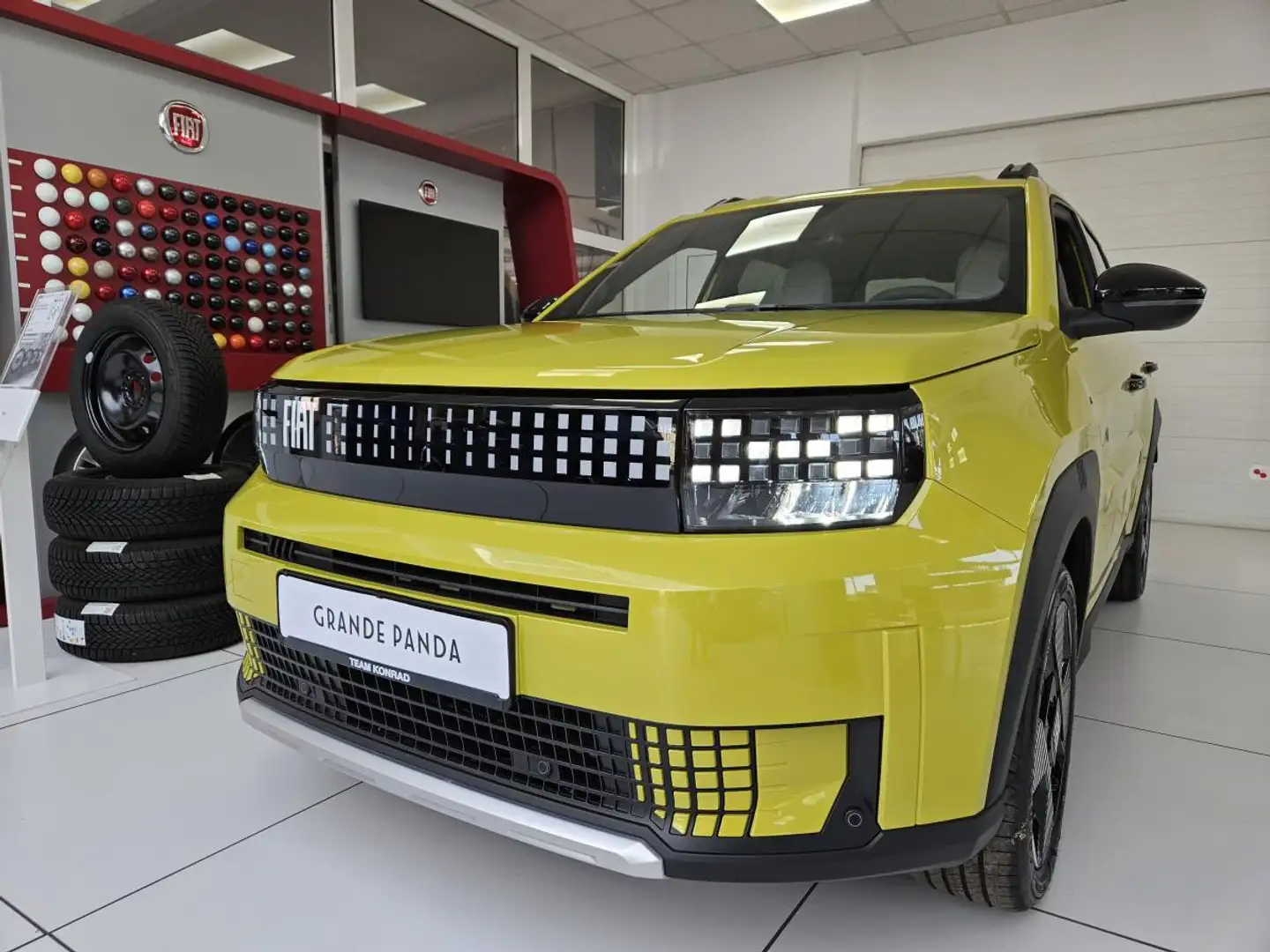Fiat Grande Panda Elektro Sonderedition - sofort verfügbar - Navi - Gelb - 1