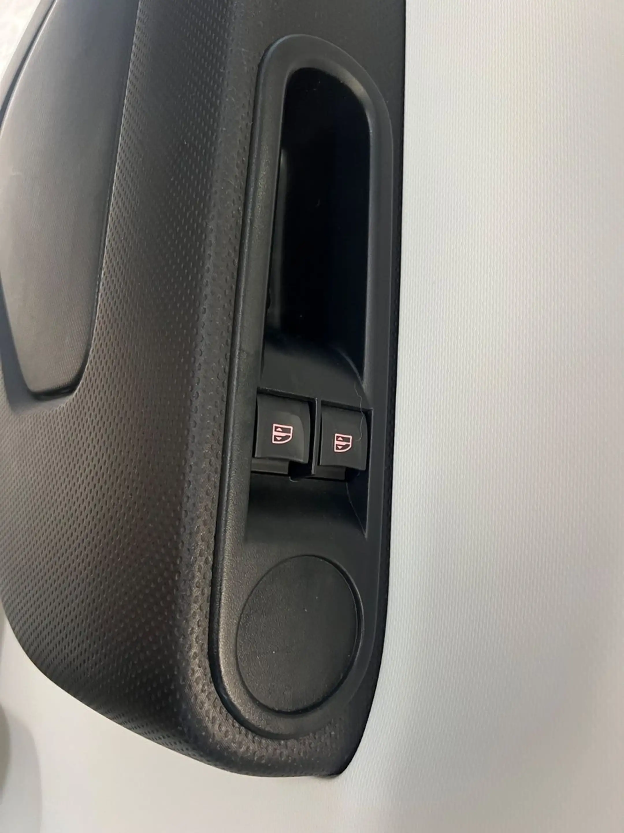 Renault Twingo Limited Sonderlack * 1.HAND * Sitzheizung — photo 15