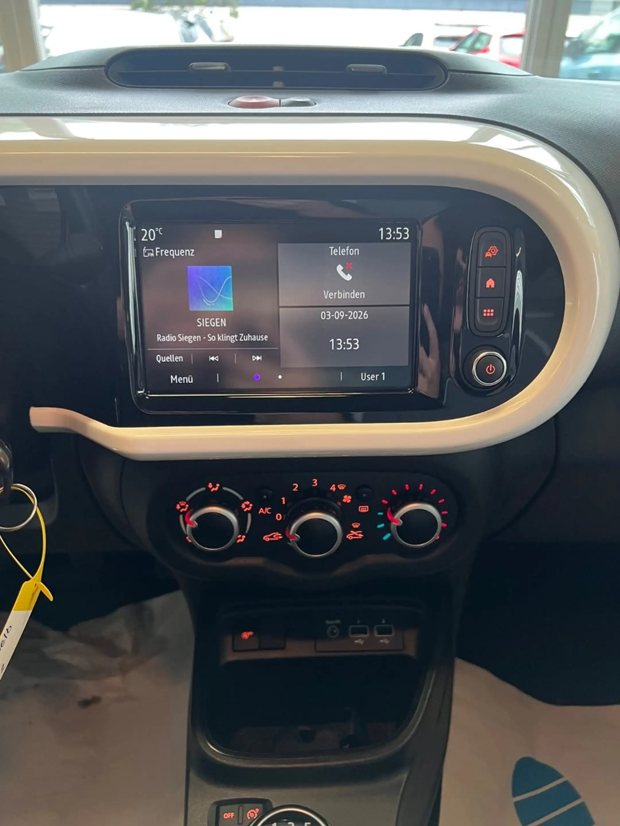 Renault Twingo Limited Sonderlack * 1.HAND * Sitzheizung — photo 13