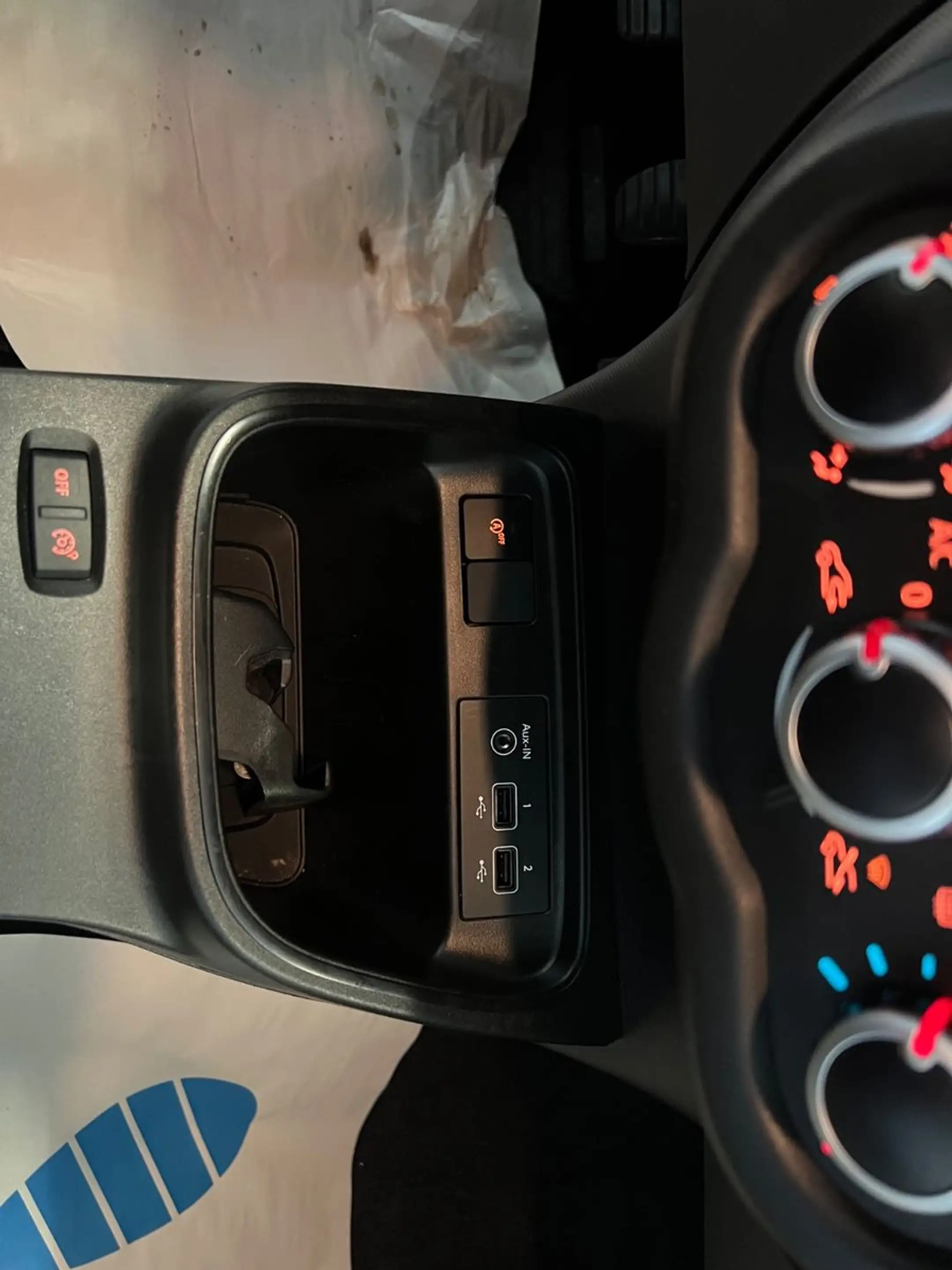 Renault Twingo Limited Sonderlack * 1.HAND * Sitzheizung — photo 14