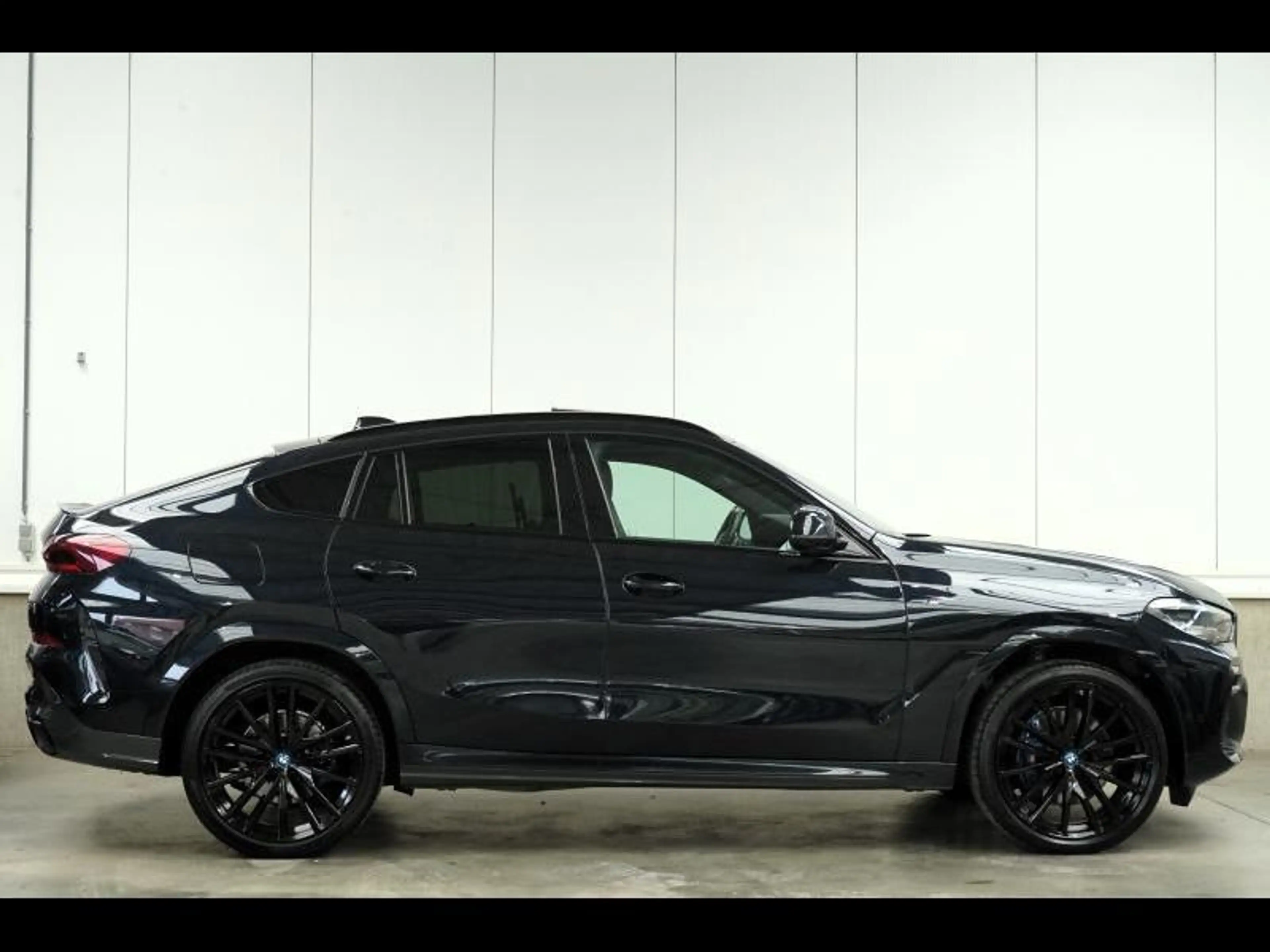 BMW X6 M SPORT - PANODAK - LEDER — photo 3