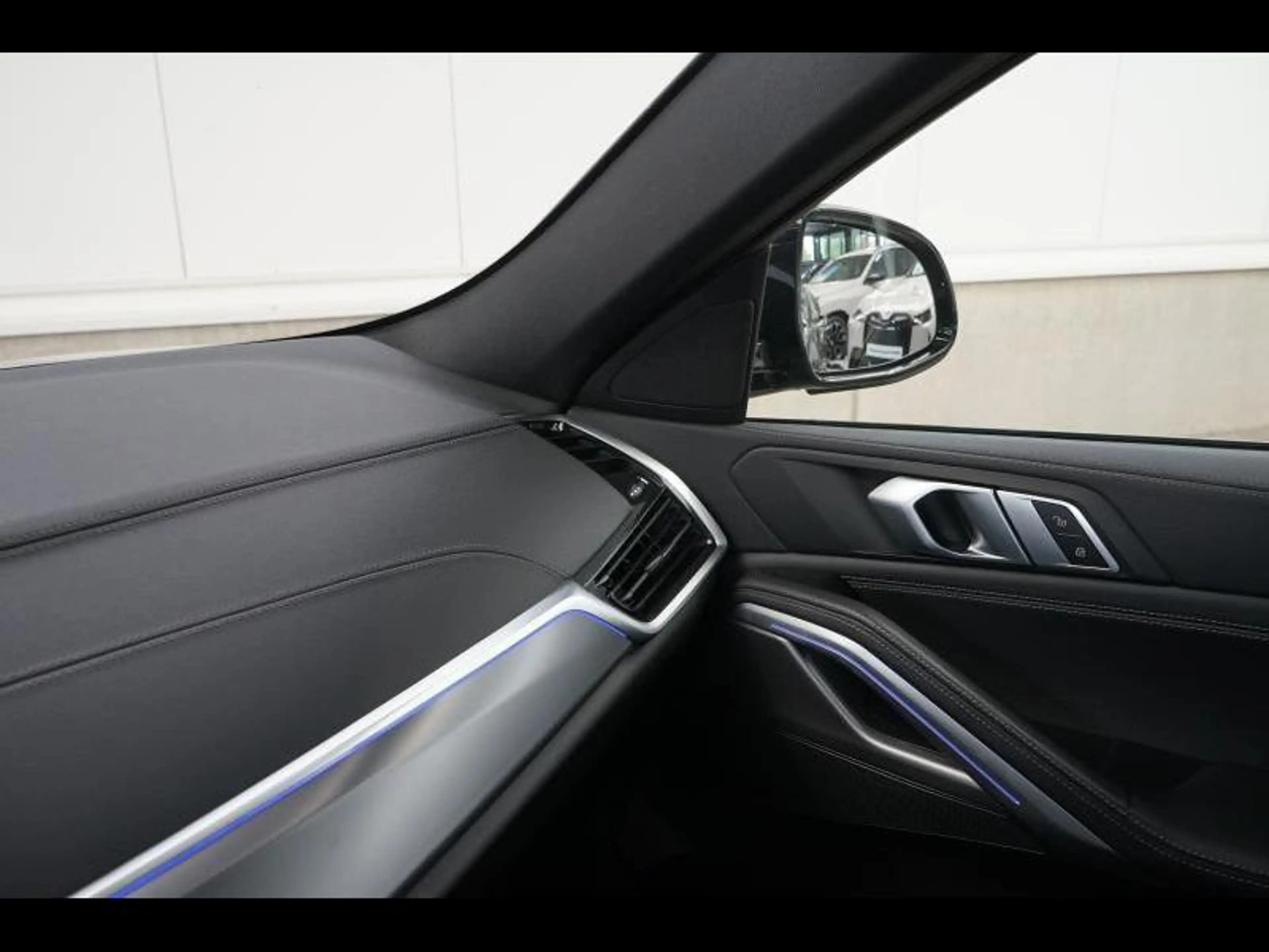 BMW X6 M SPORT - PANODAK - LEDER — photo 11