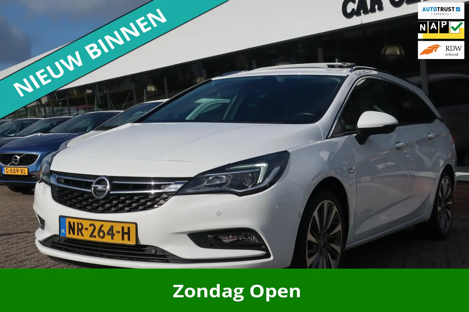 Opel Astra Sports Tourer 1.4 Innovation 2e EIG_LED_LEDER_PANO Wit - 1