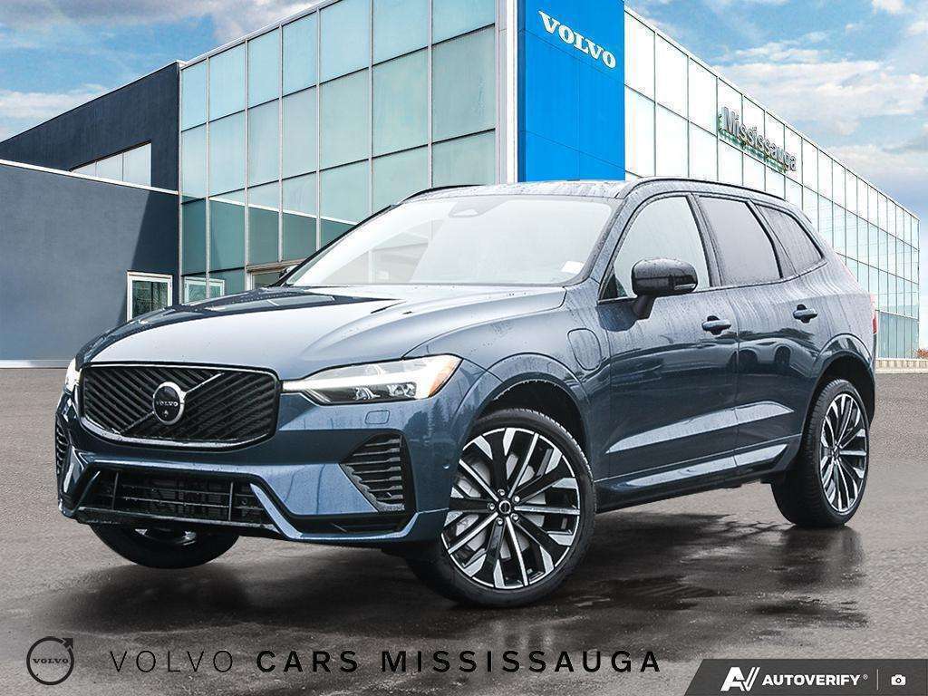 2027 Volvo XC60 T8 AWD Ultra Dark Theme