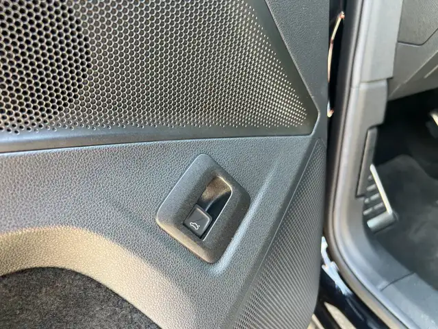 Volkswagen Tiguan 2.0 TDI 142 kW 4Motion R-Line Ansicht 21