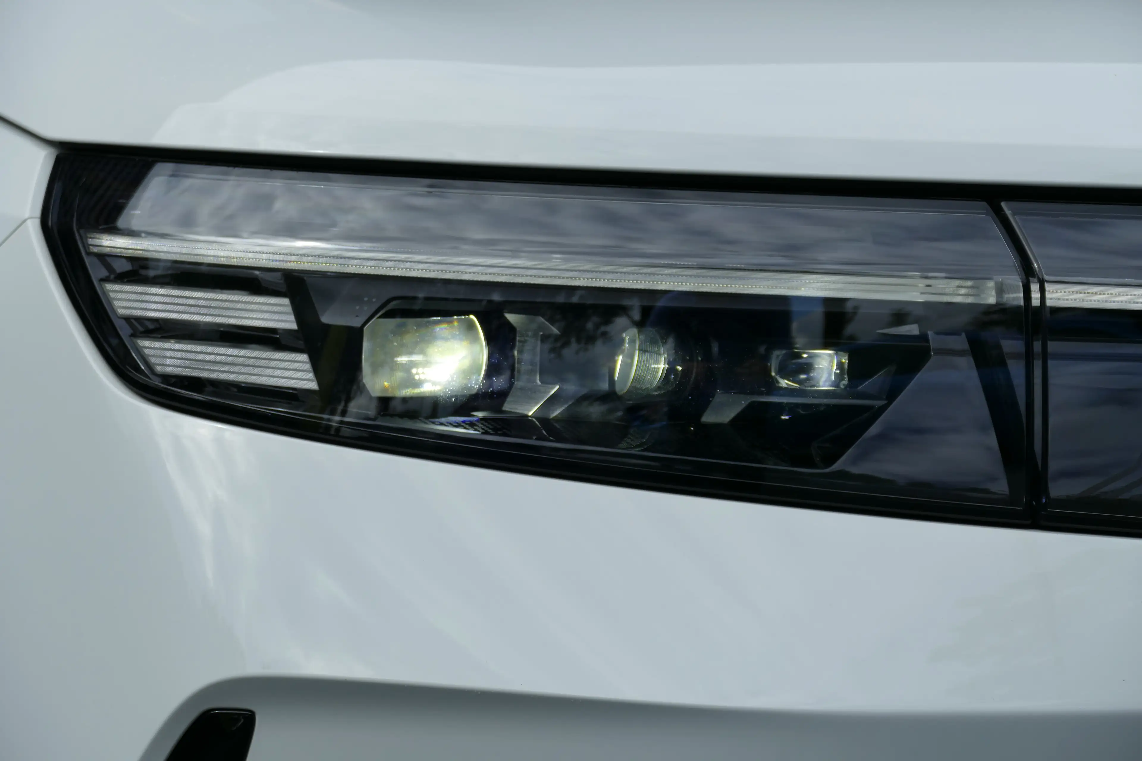 Opel Grandland GS - Electric, (2025A) | Draadloze telefoonlader ( — photo 10