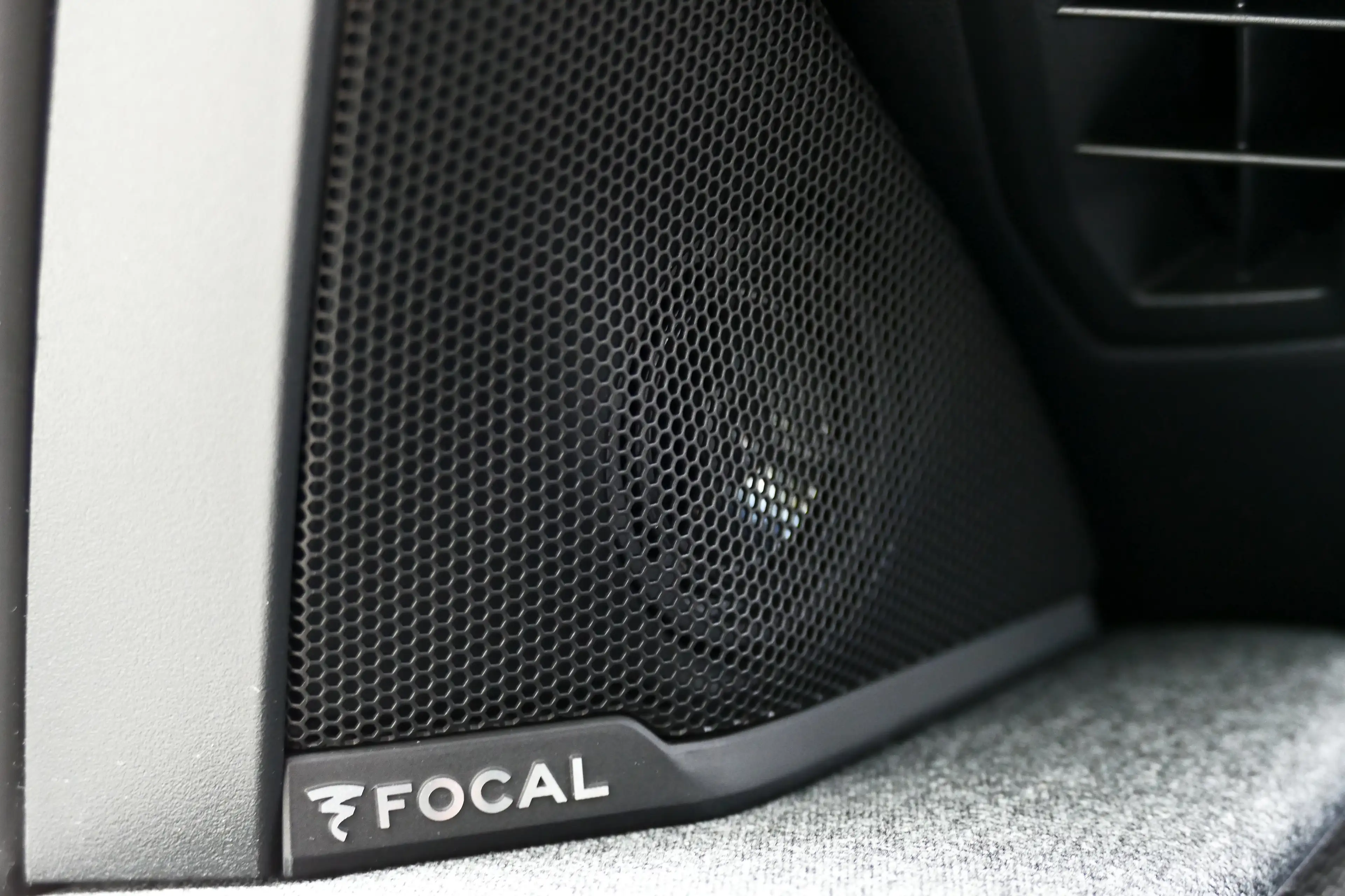 Opel Grandland GS - Electric, (2025A) | Draadloze telefoonlader ( — photo 22