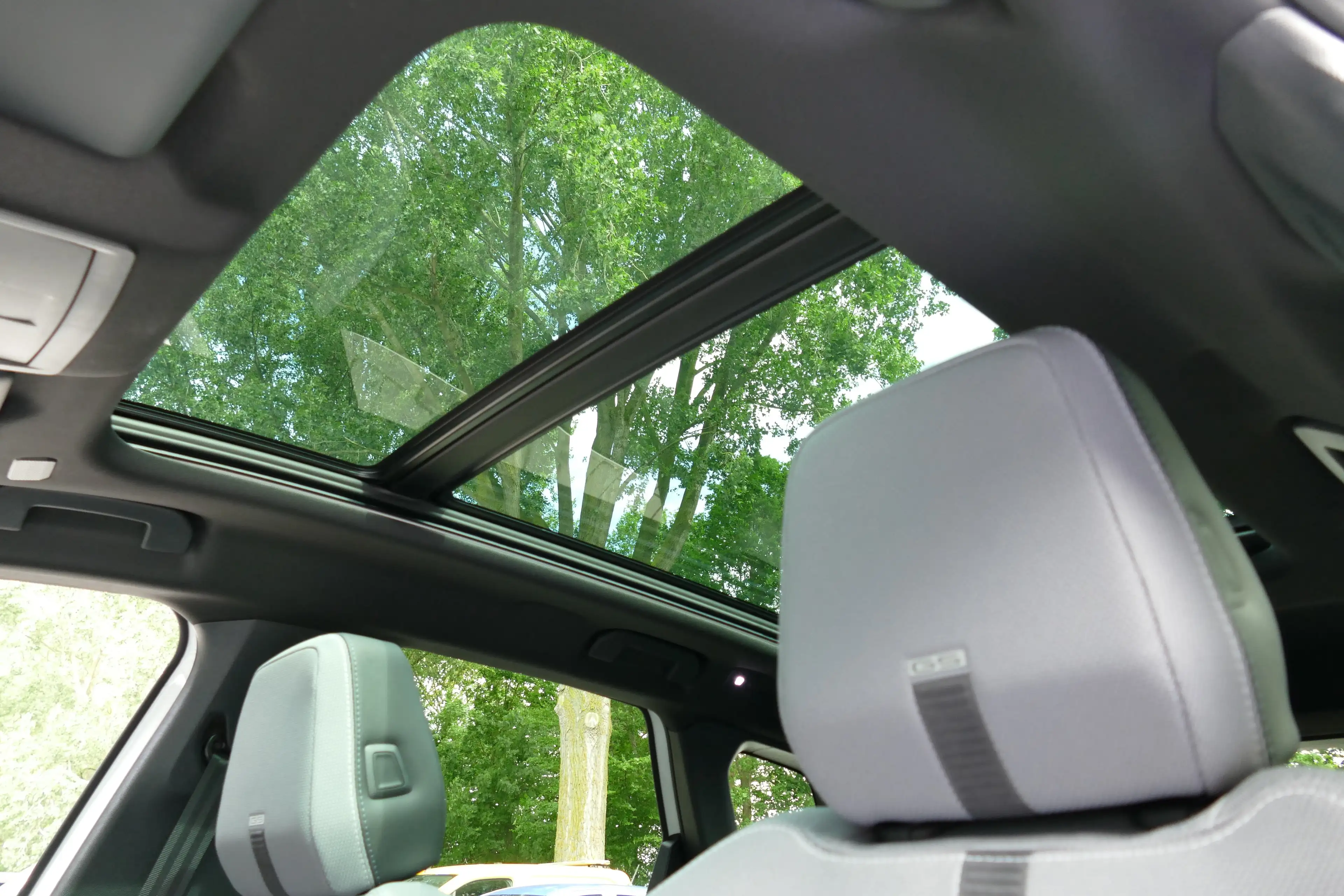 Opel Grandland GS - Electric, (2025A) | Draadloze telefoonlader ( — photo 19