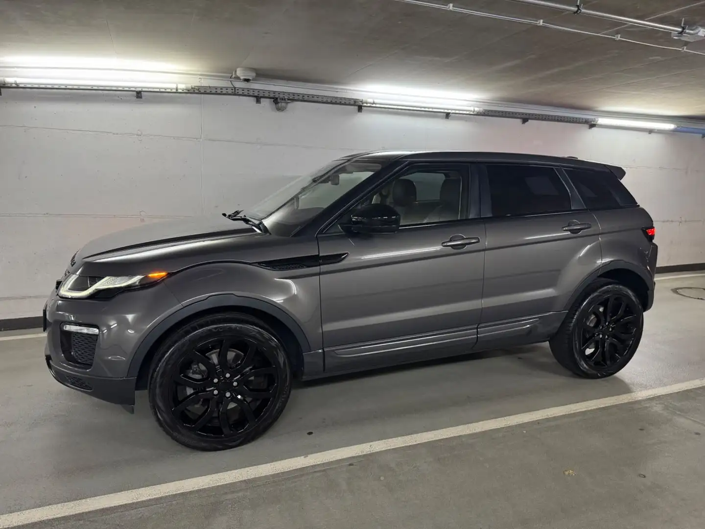 Land Rover Range Rover Evoque Evoque 2.0 TD4 SE |Aut.|Xenon|Facelift|Pano| Grau - 2
