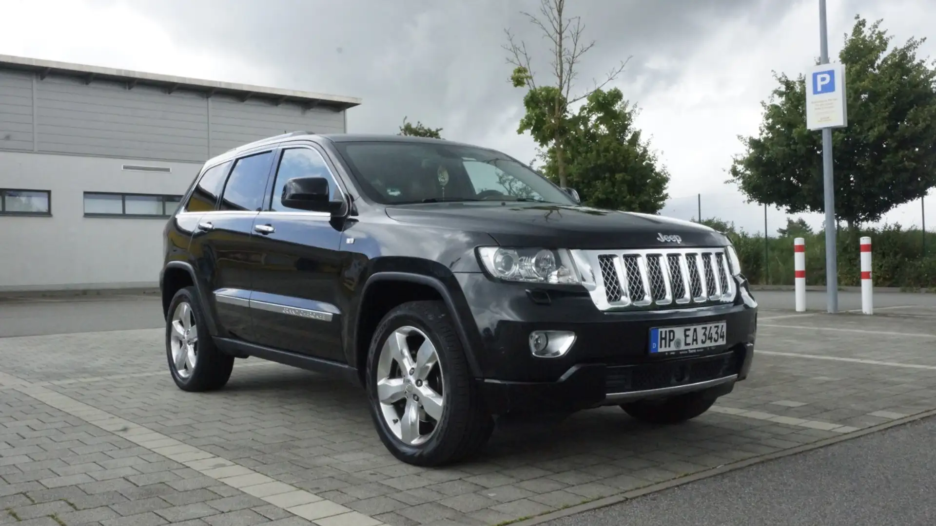 Jeep Grand Cherokee 3.0I CRD Overland Summit Schwarz - 1