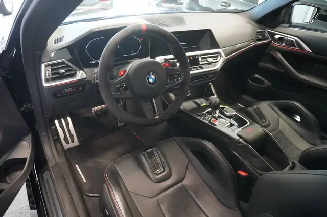 BMW M4 view 7