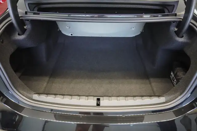 BMW M4 view 10