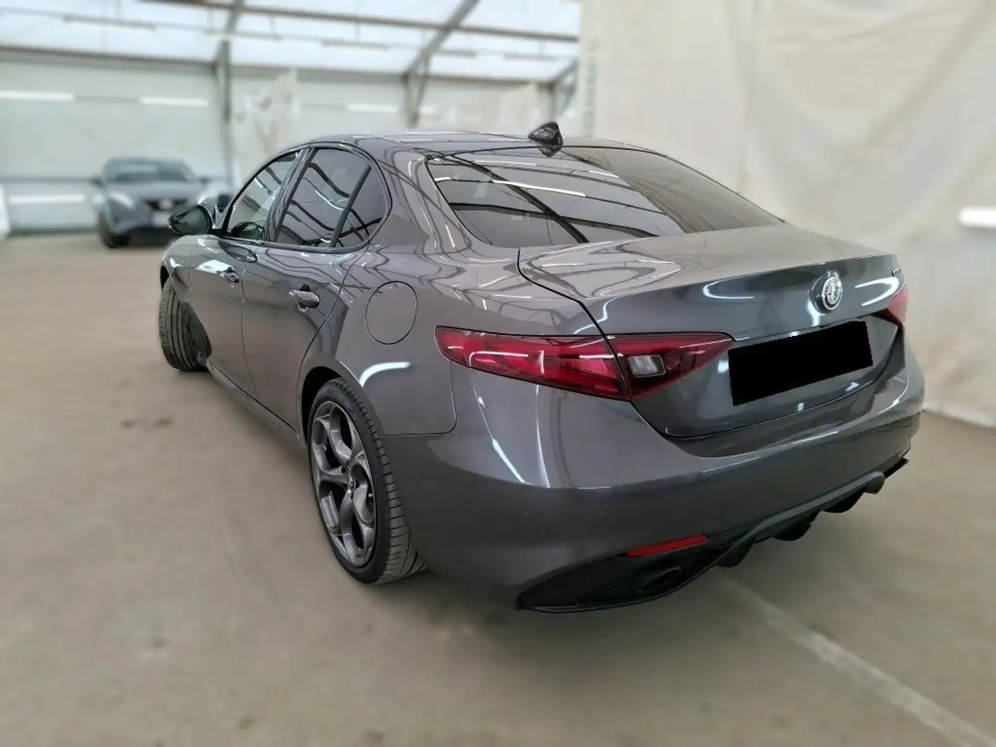 Alfa Romeo Giulia MY21 2.0 TB 280 ch AT8 Veloce Gris - 2