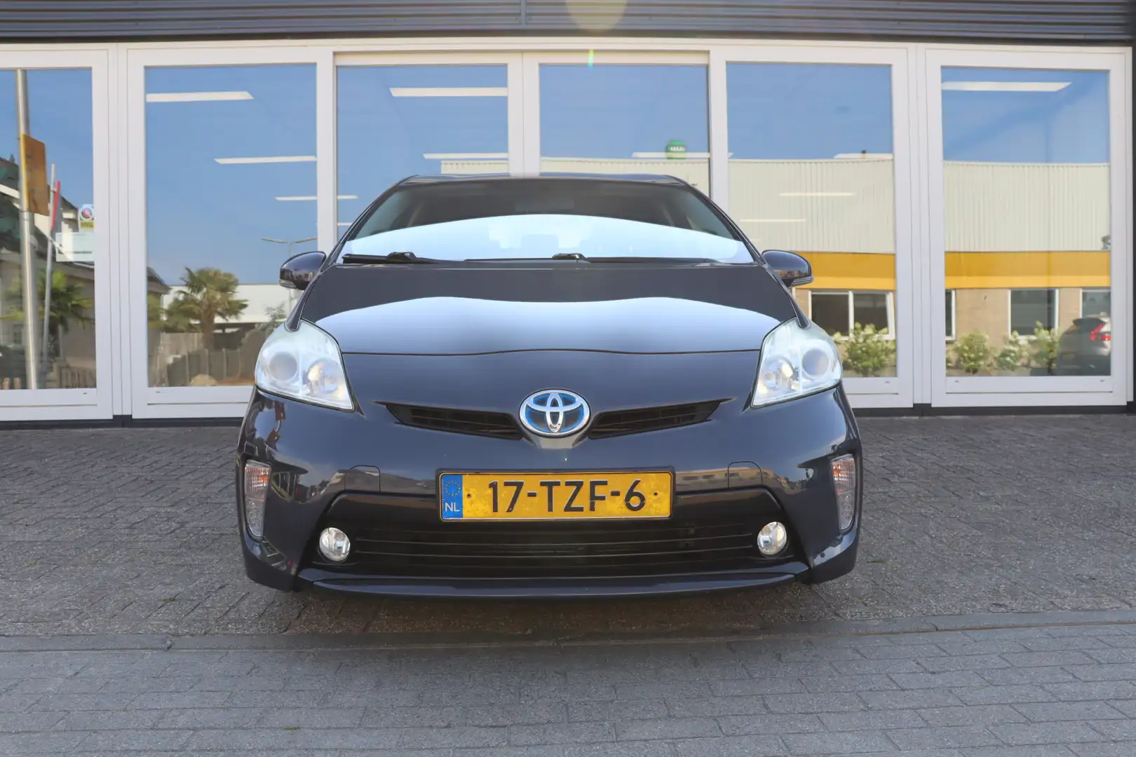 Toyota Prius 1.8 Comfort Top 5 edition, Camera, Cruise Control, Gris - 2