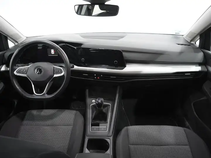 Volkswagen Golf 5 ptas. 1.0 TSI 2022, foto 4