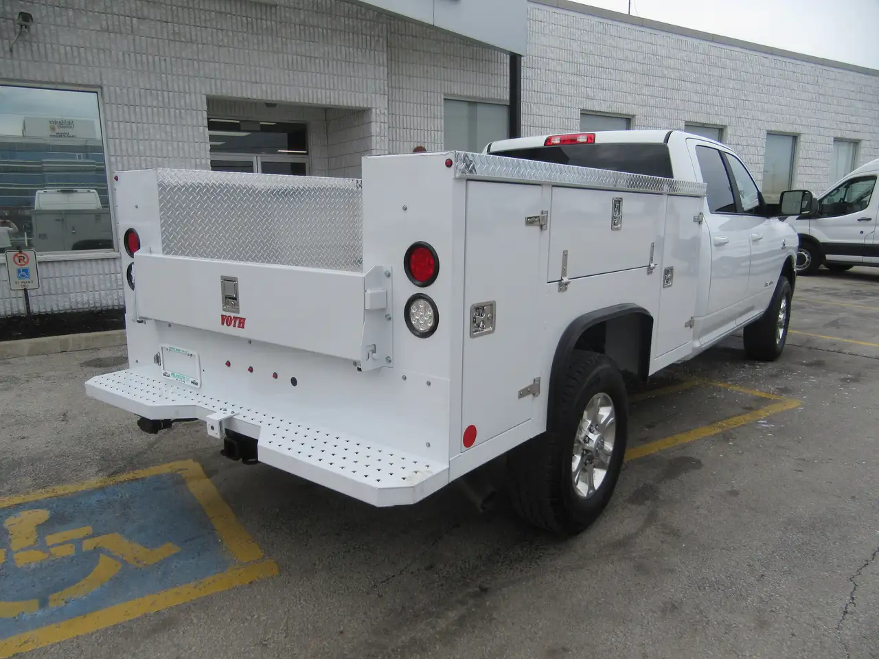 RAM 3500 снимка RAM 3500
