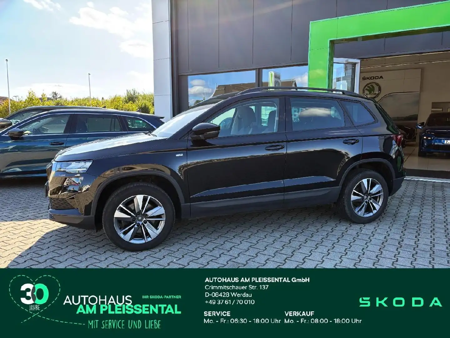 Skoda Karoq Tour 110 kW TSI Navi*SHZ*GAR 2027 Noir - 1