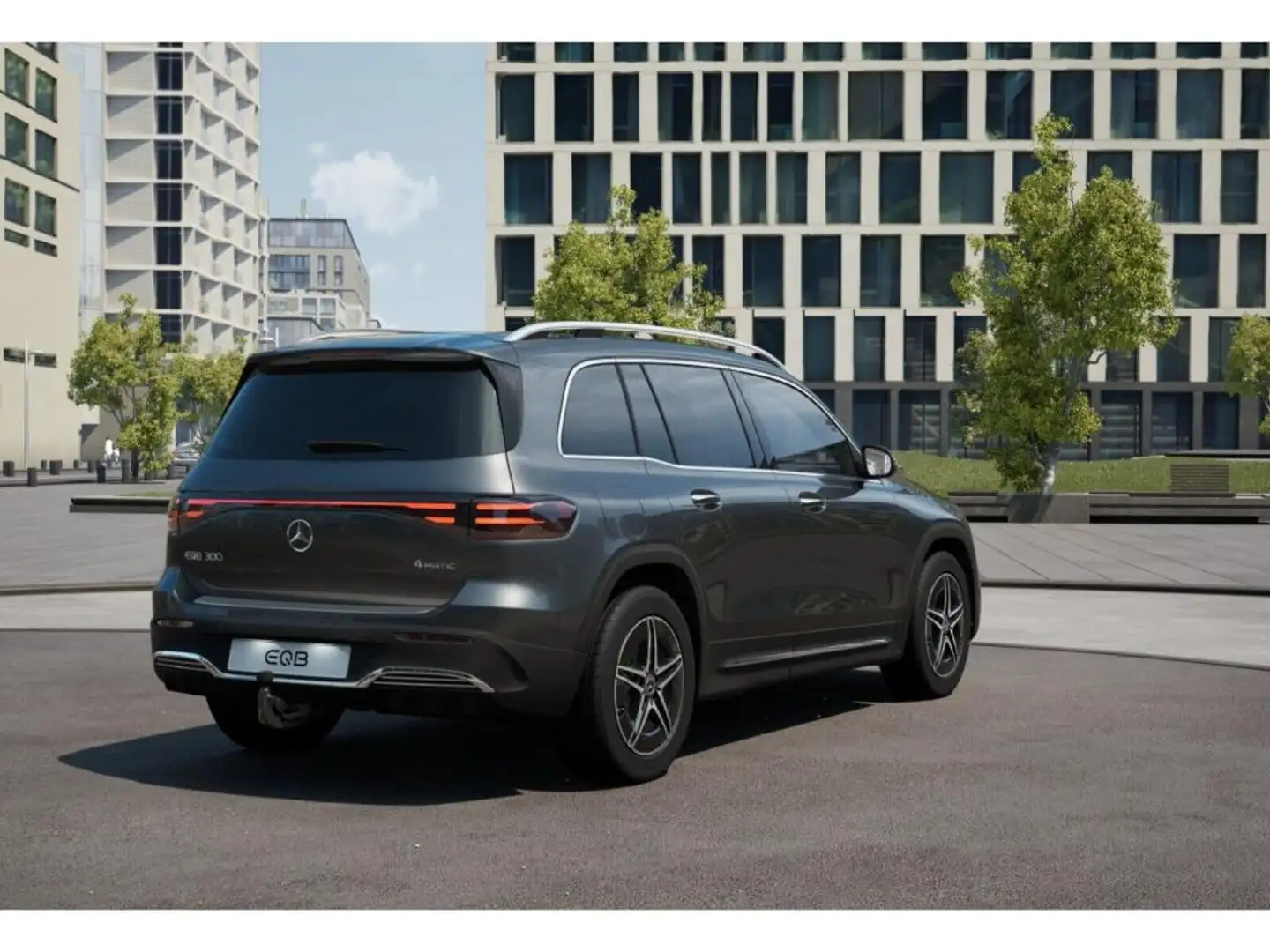 Mercedes-Benz EQB 300 4M AMG-Sport/LED/Cam/Pano/AHK/Totw/Keyl Grau - 2