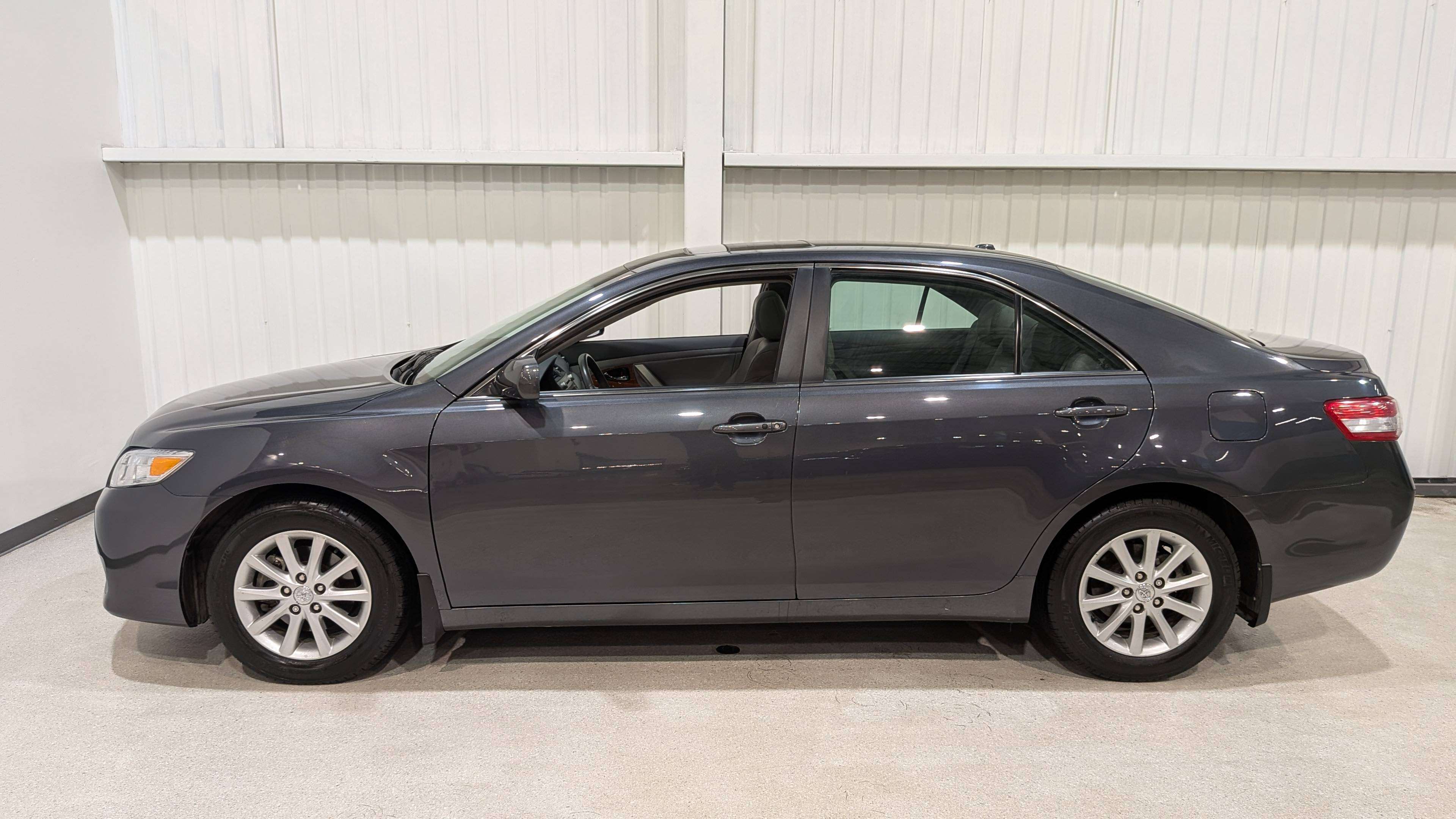 Toyota Camry 2011